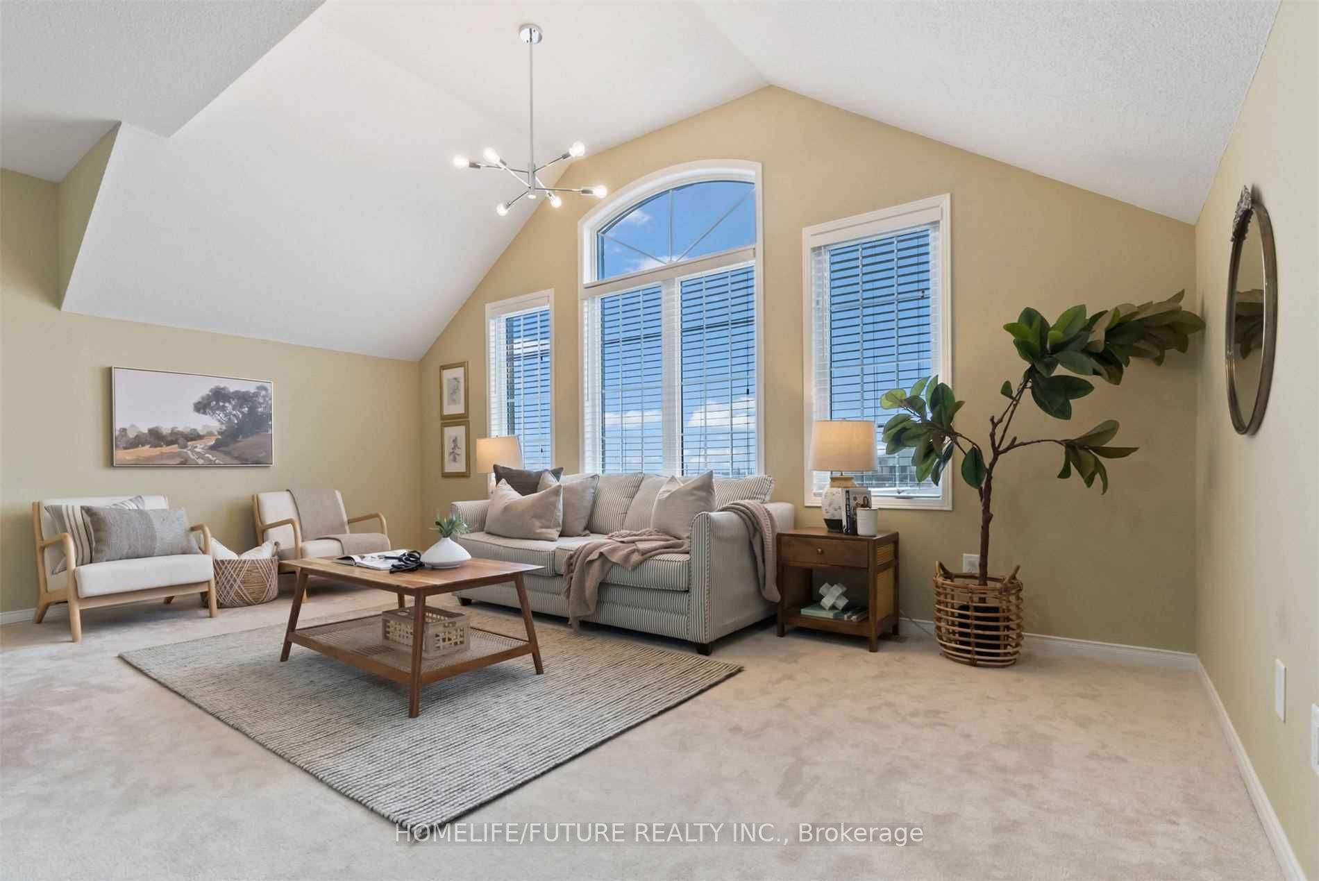 1381 Clearbrook Dr