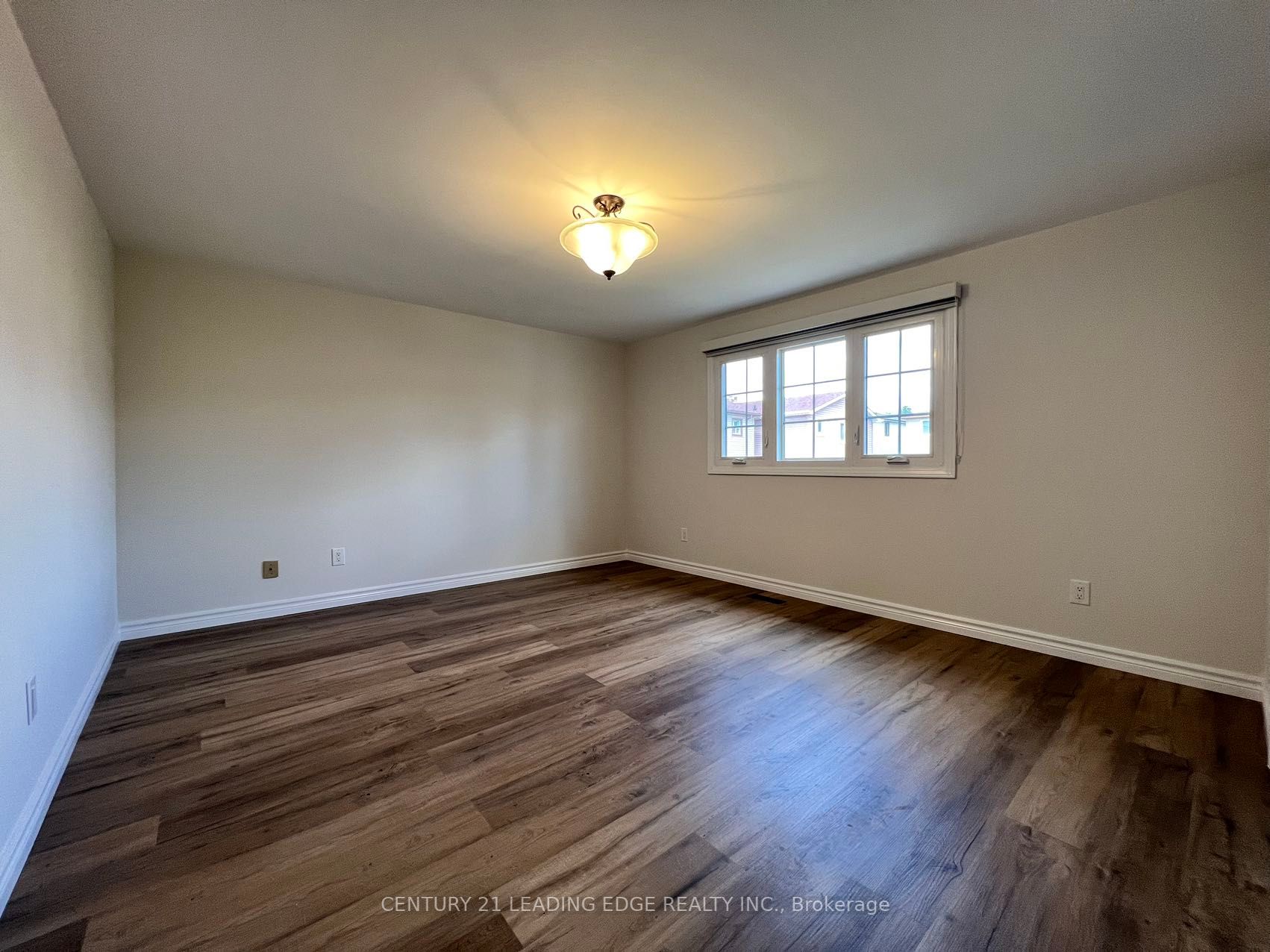 87 Dunmail Dr, #Upper