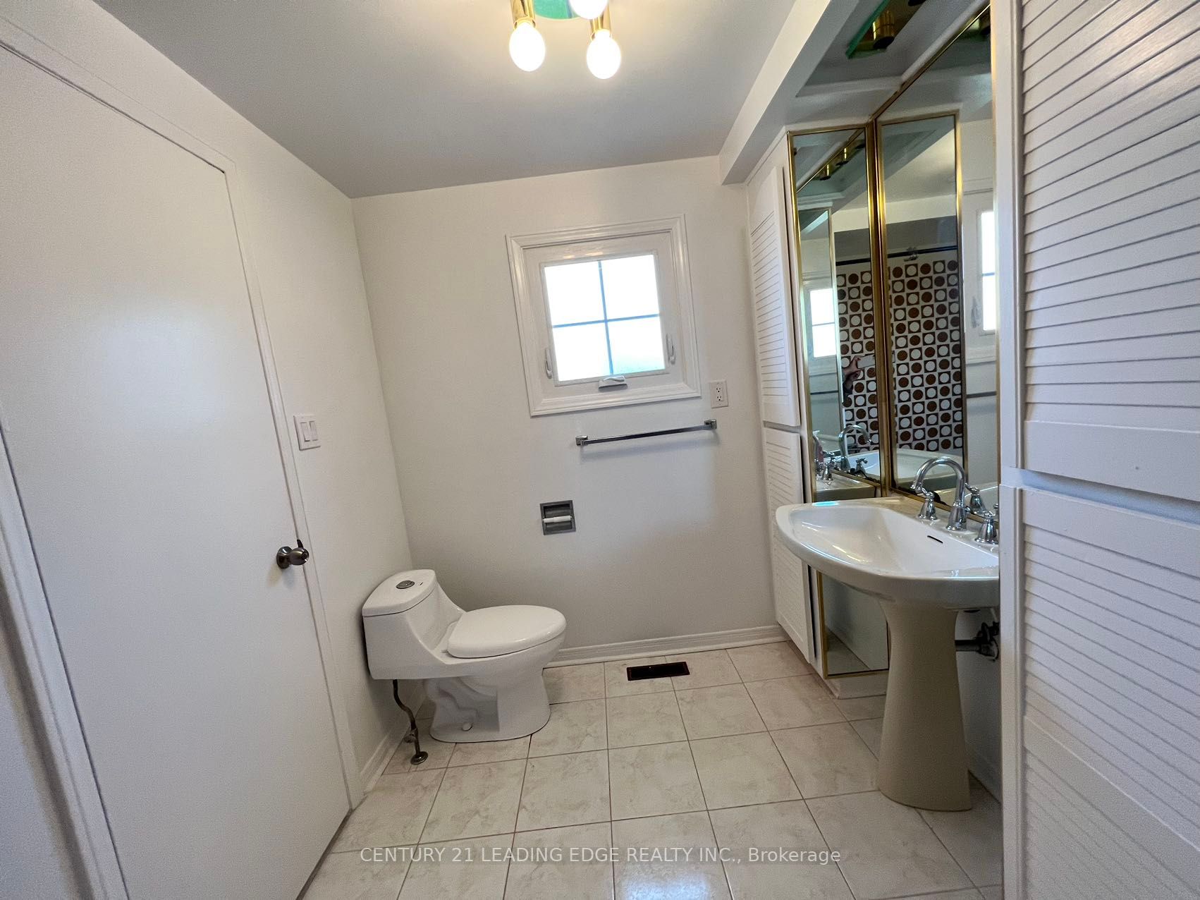 87 Dunmail Dr, #Upper