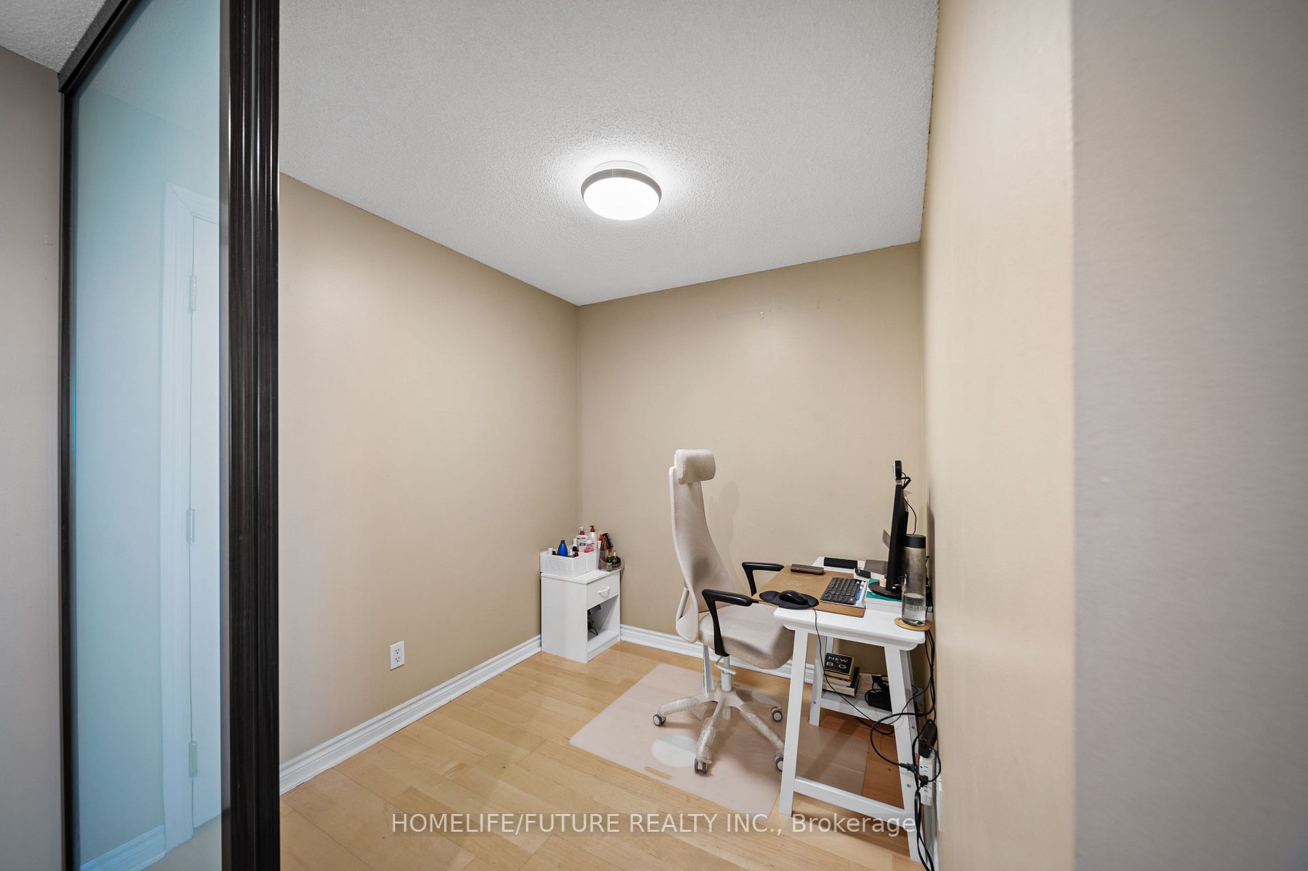 61 Town Centre Crt, #2105