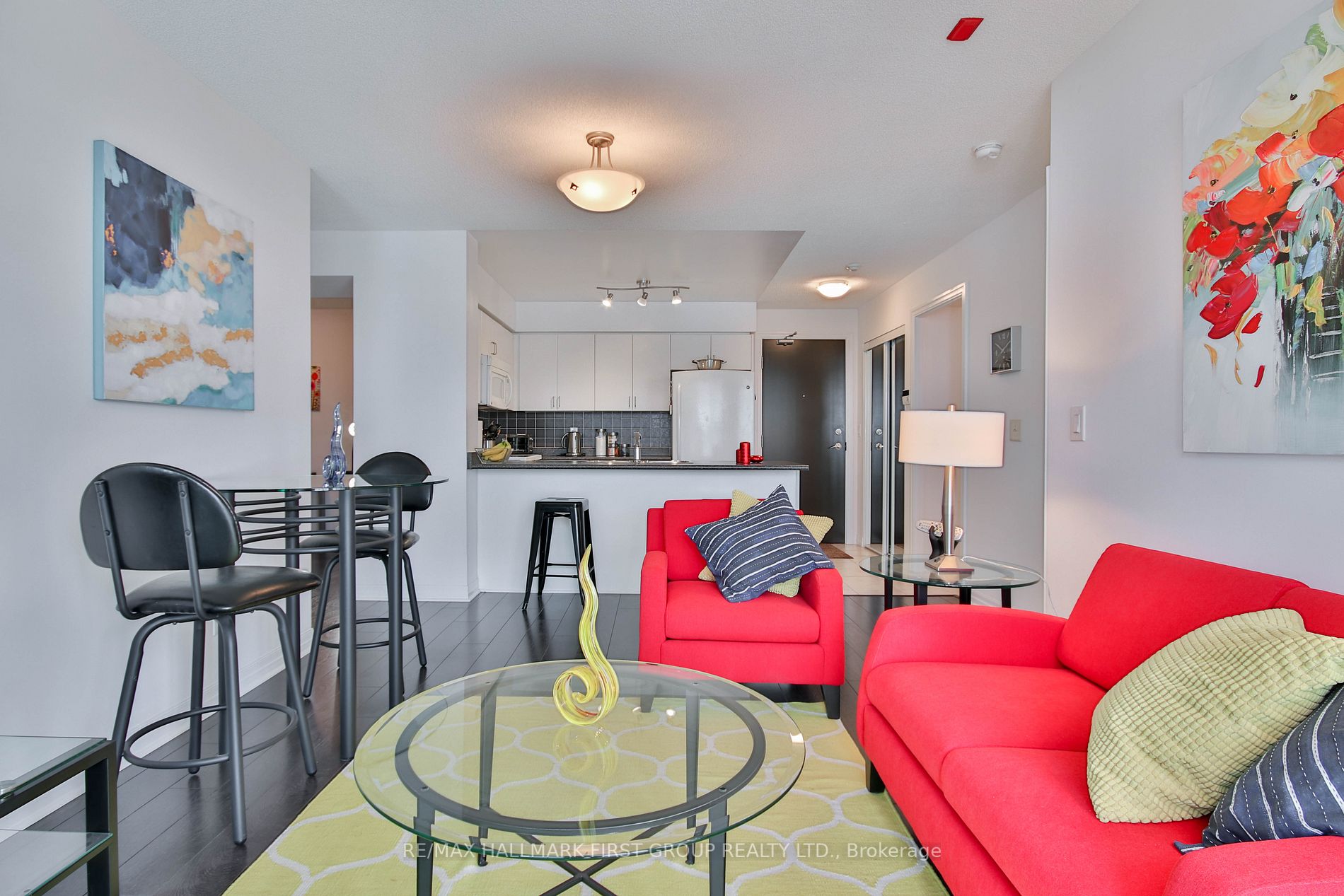 1600 Charles St, #707
