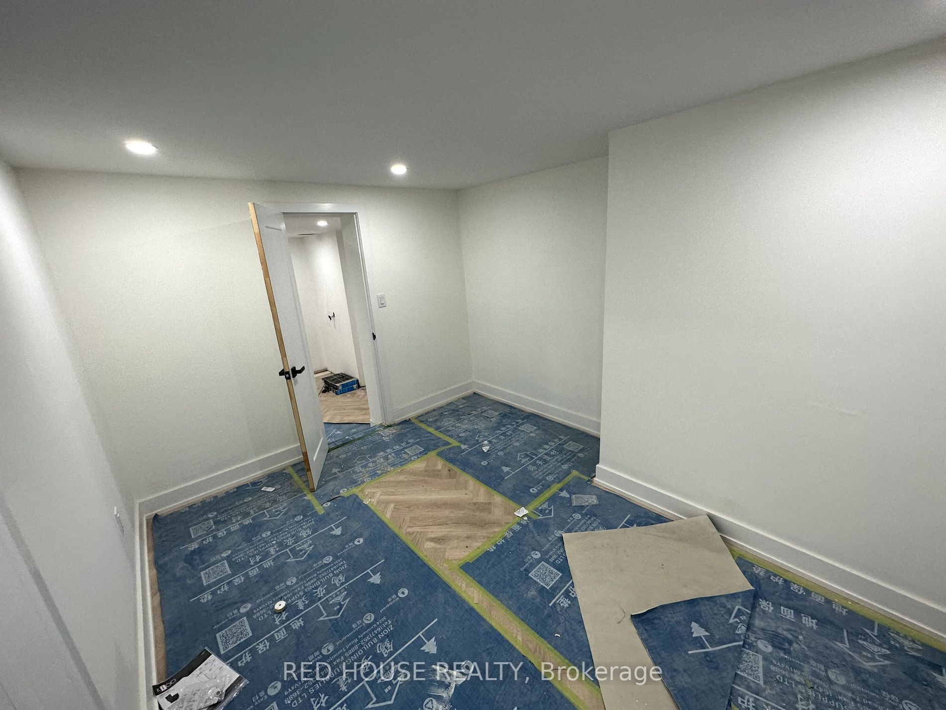 861 O'connor Dr, #1