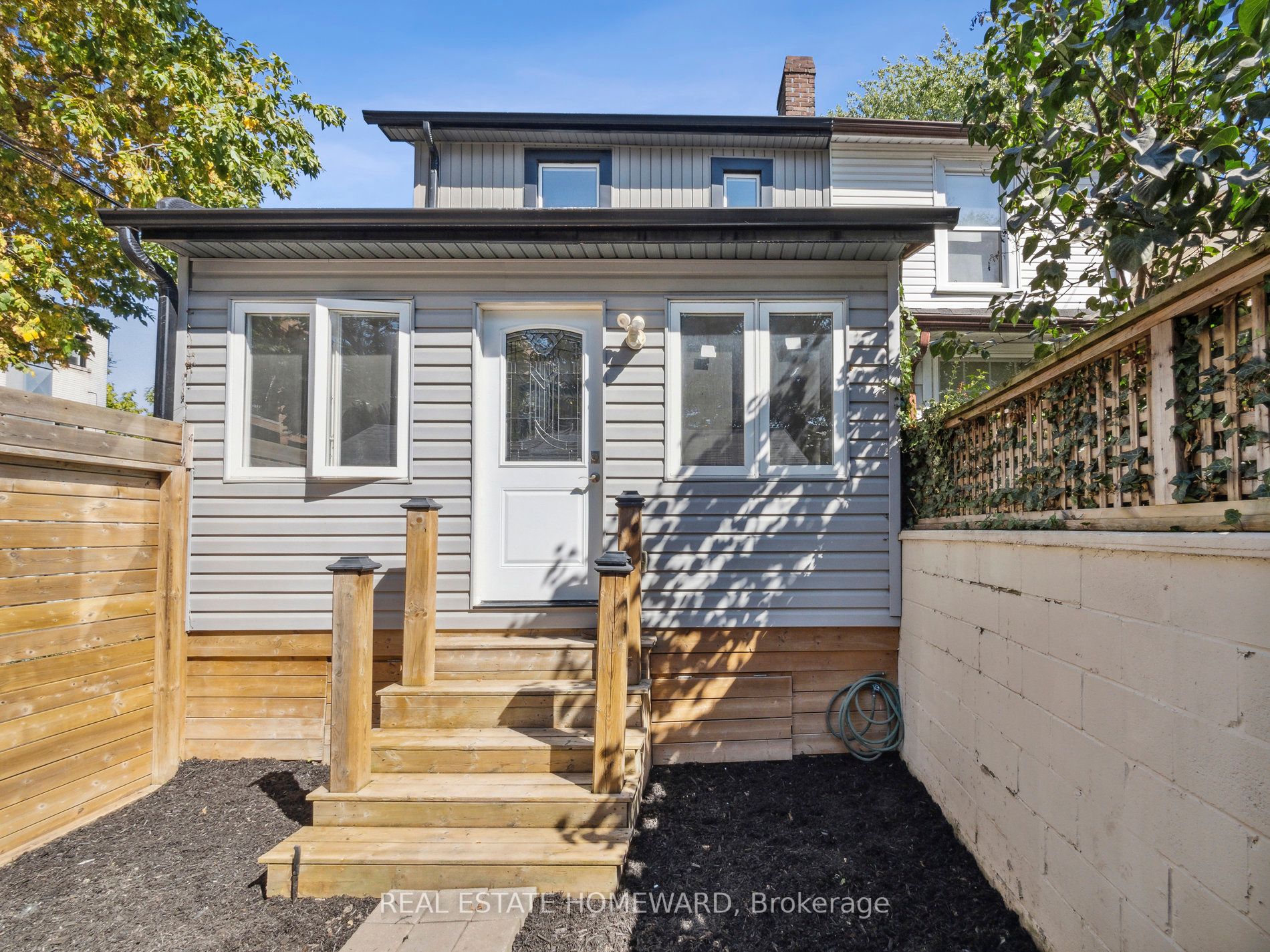 102 Rushbrooke Avenue