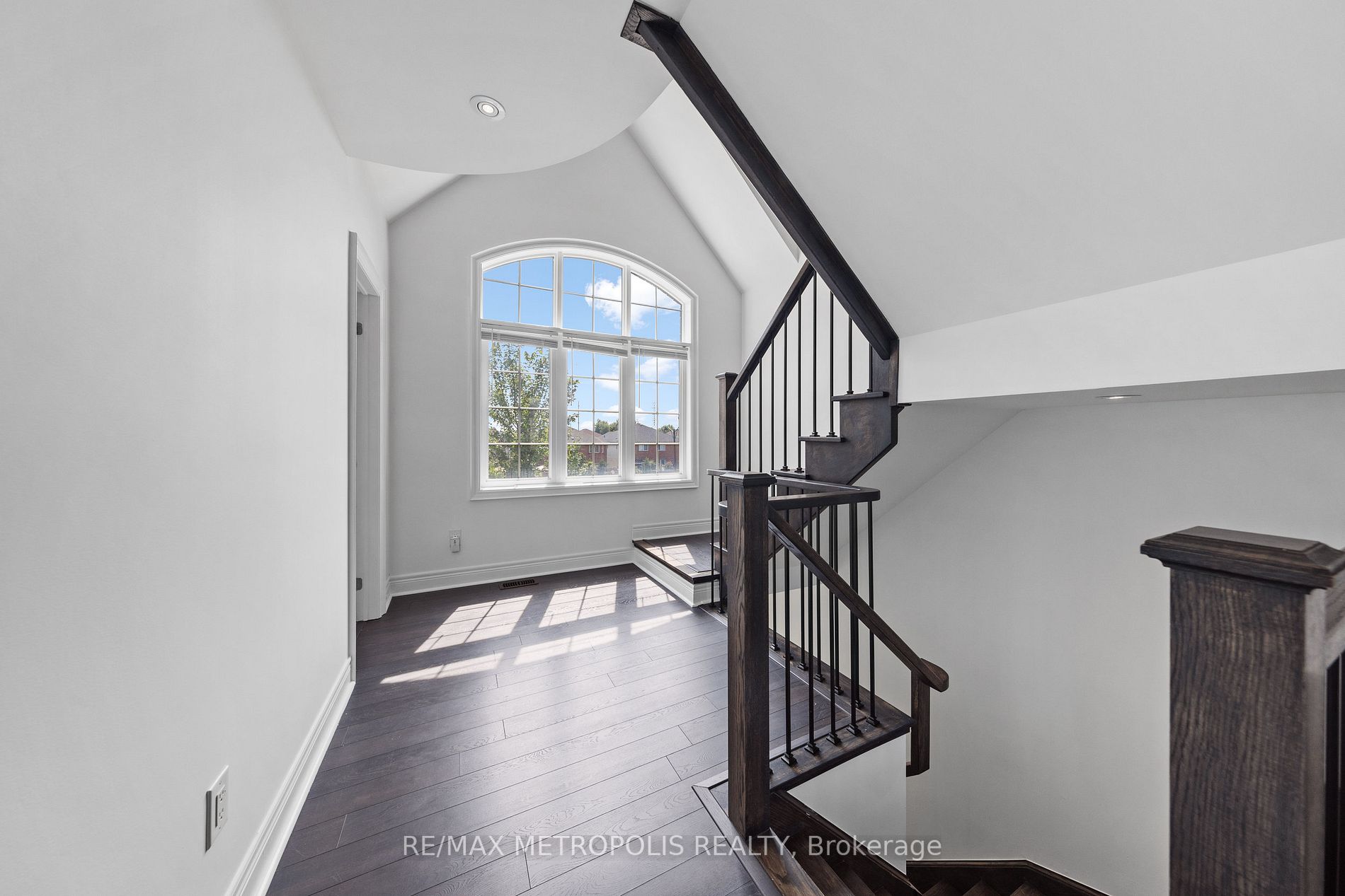 285 Finch Avenue, #19