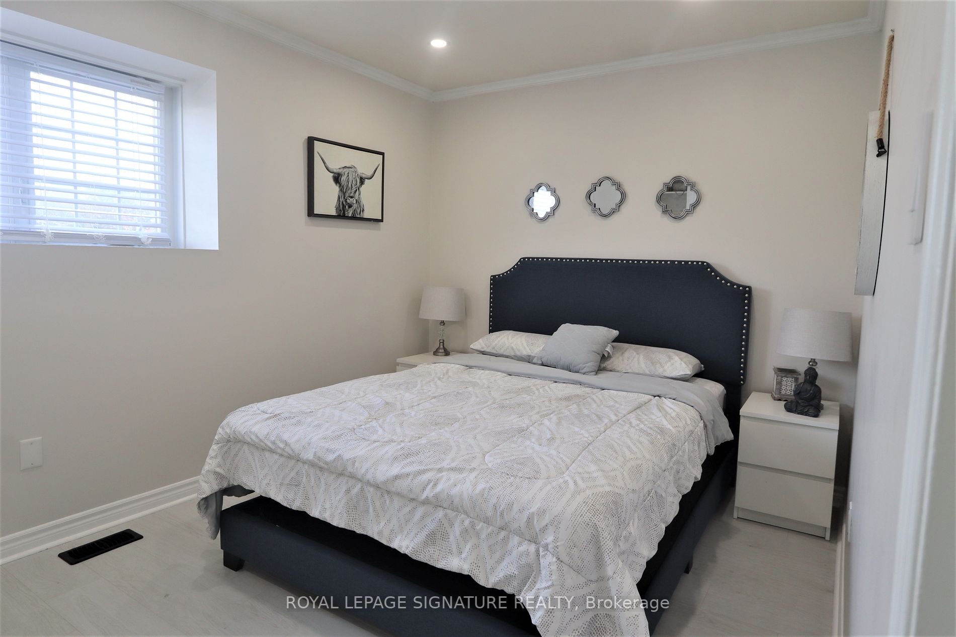 1436 Outlet Drive