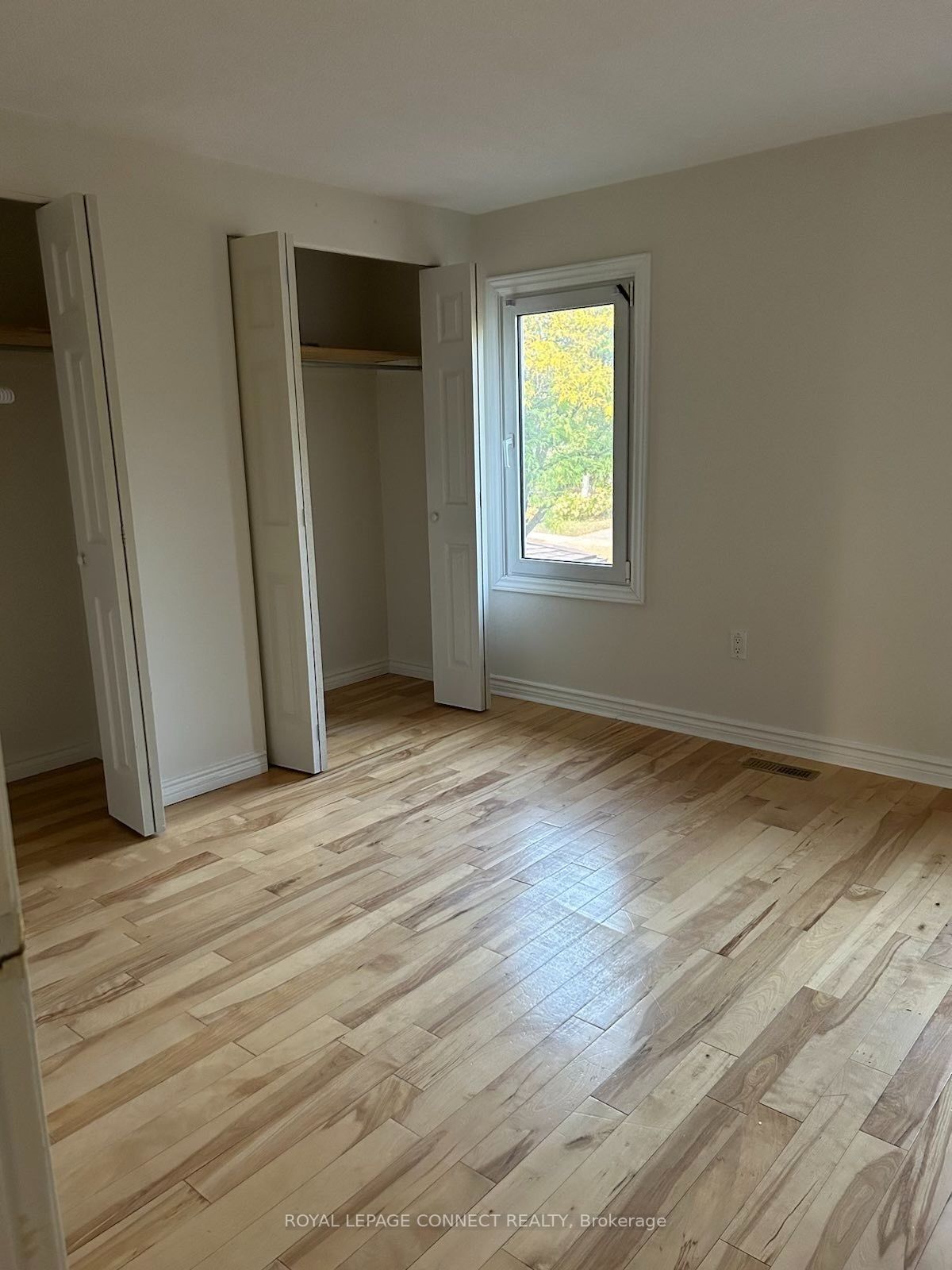 8 Ducatel Cres, #Upper