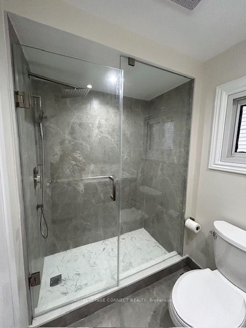 8 Ducatel Cres, #Upper