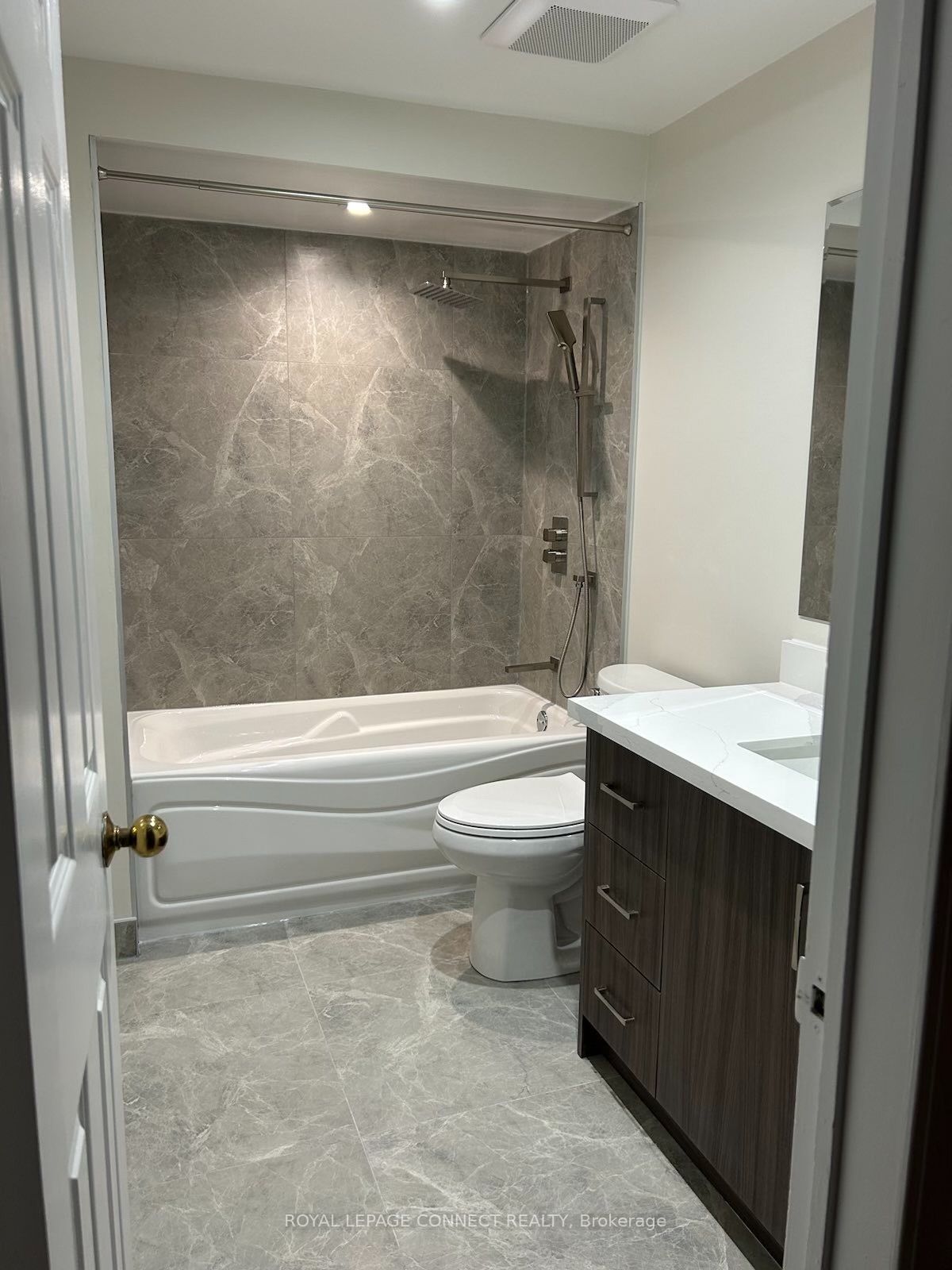 8 Ducatel Cres, #Upper