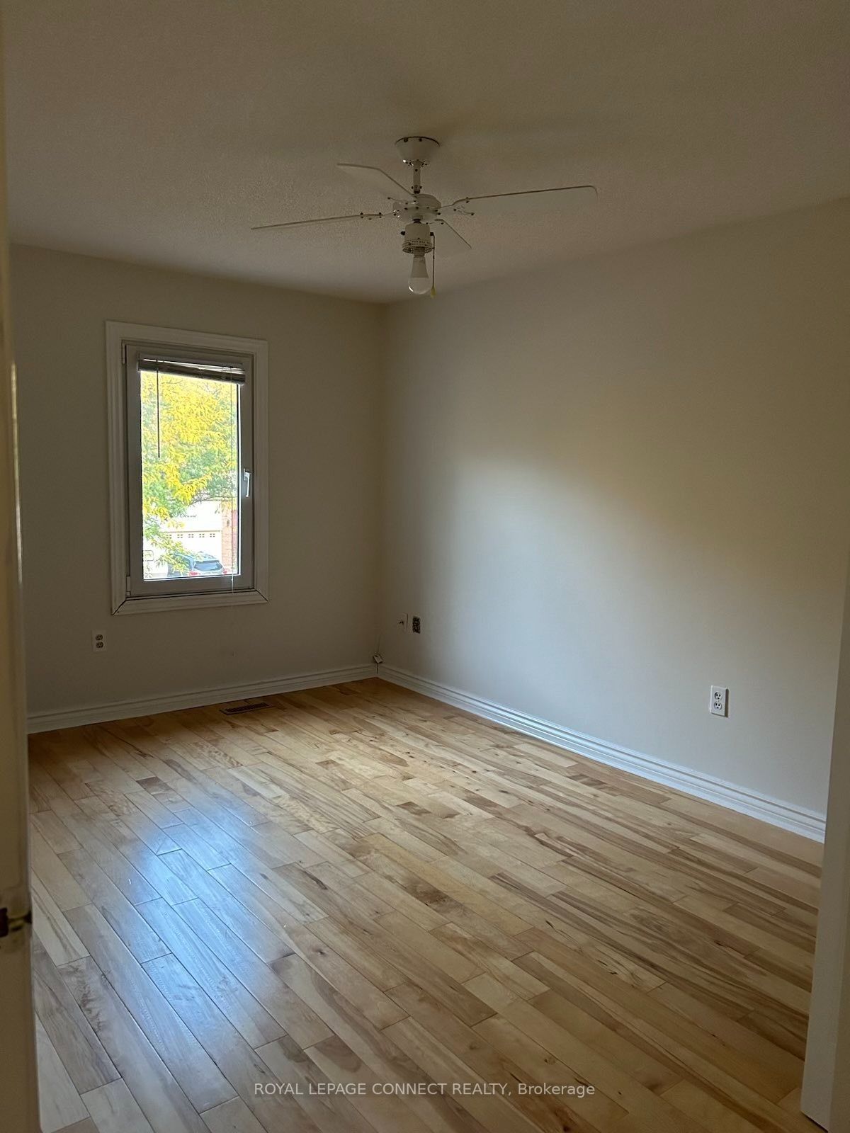 8 Ducatel Cres, #Upper
