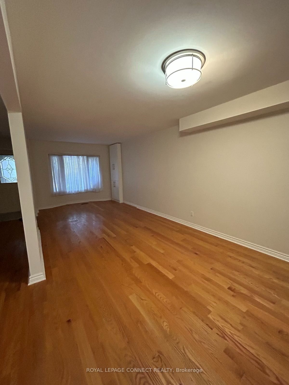 8 Ducatel Cres, #Upper