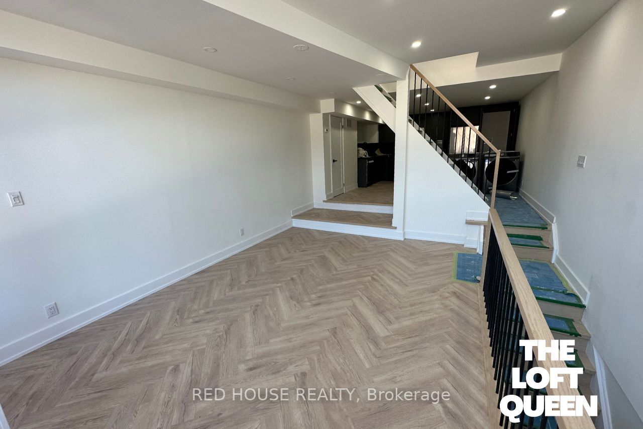 861 O'connor Dr, #2