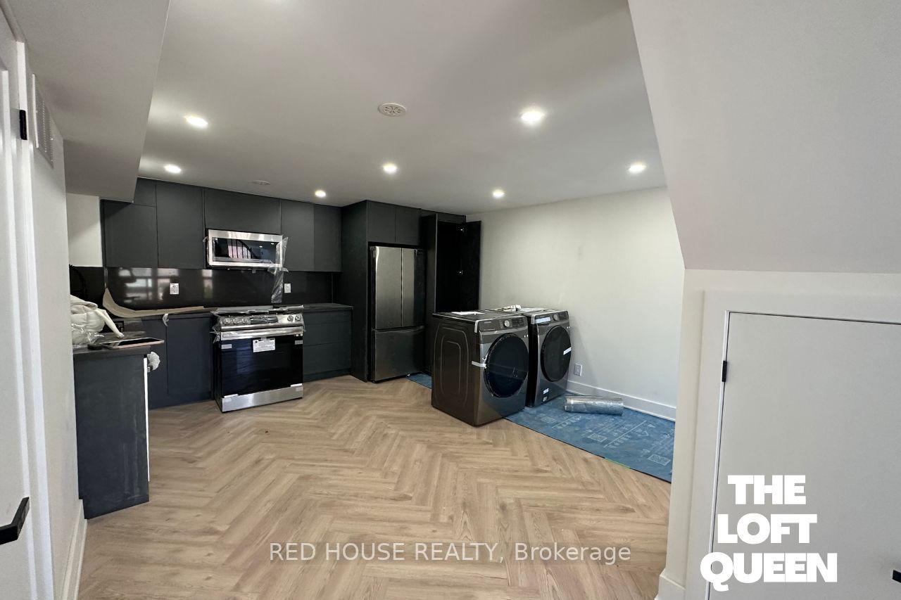 861 O'connor Dr, #2