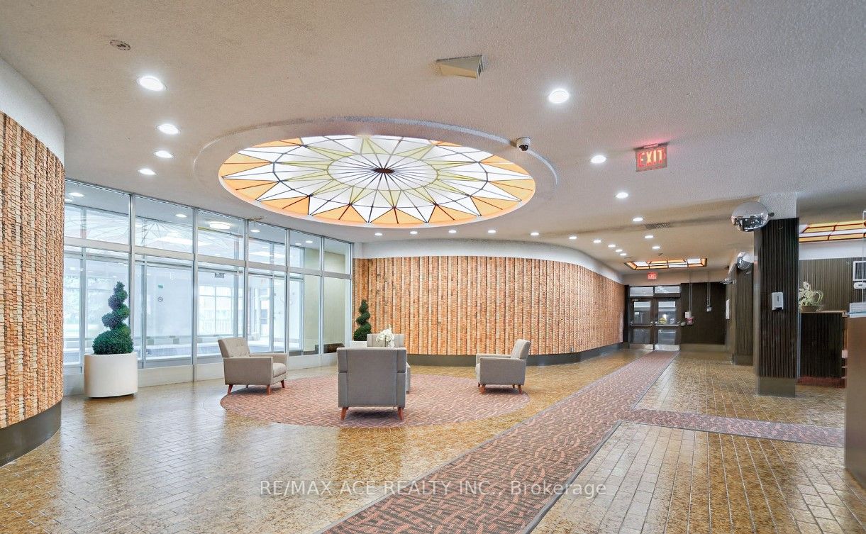 25 Silver Springs Blvd, #1211