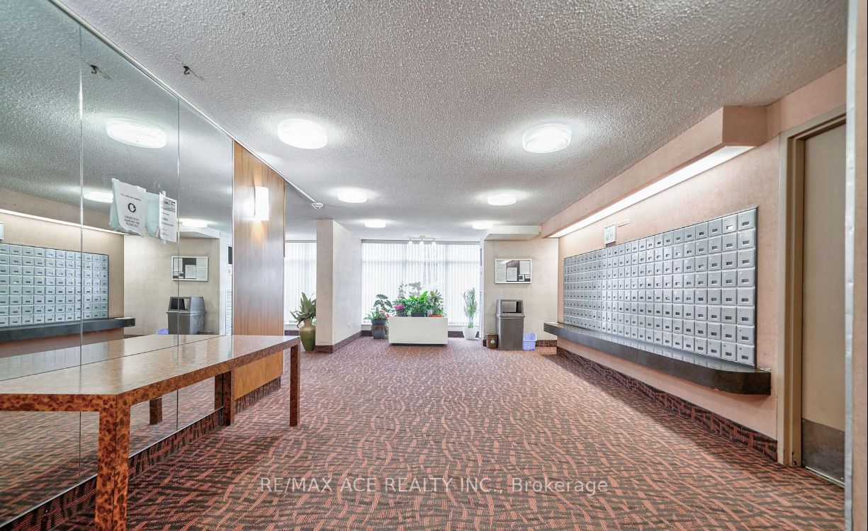 25 Silver Springs Blvd, #1211