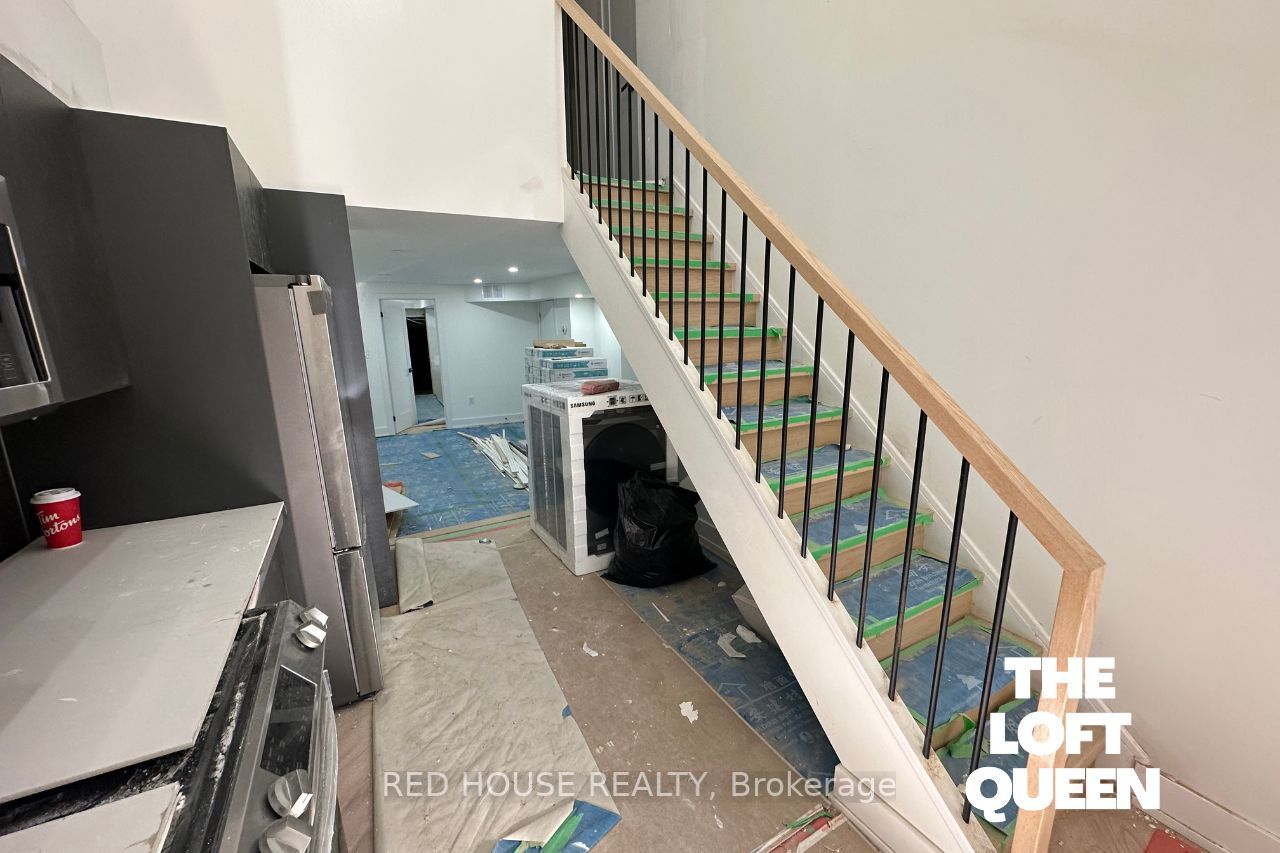 861 O'connor Dr, #3
