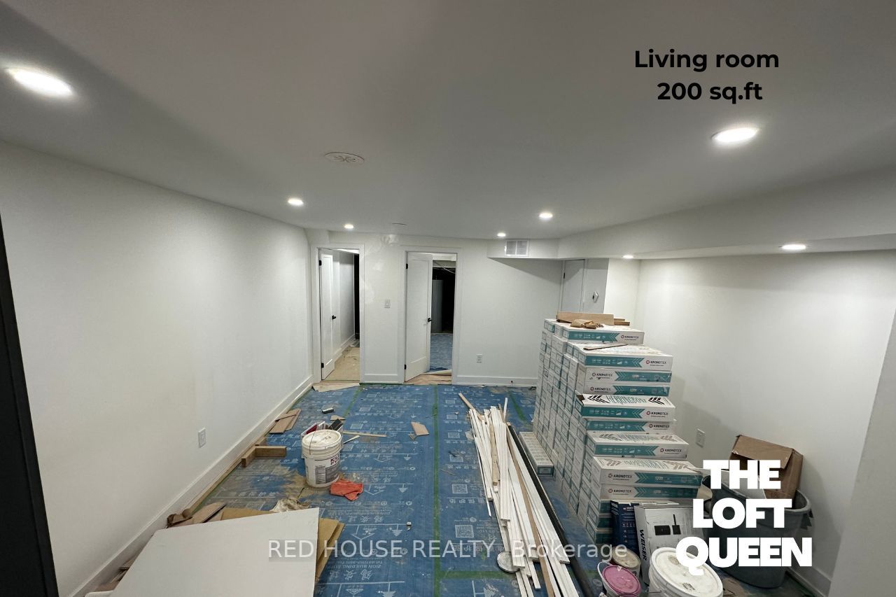 861 O'connor Drive, #3