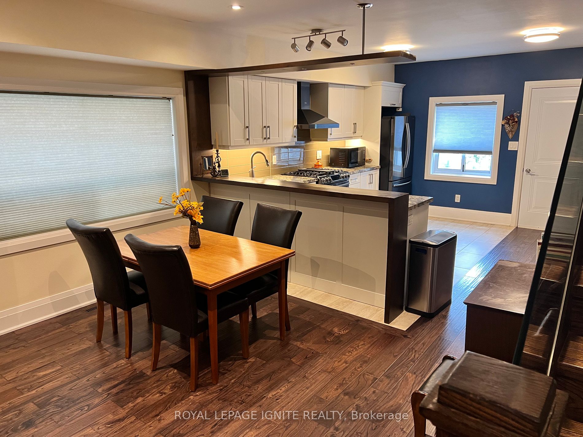 3 Mortimer Ave, #Upper