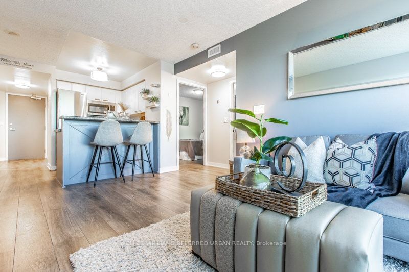 38 Lee Centre Drive N, #2602