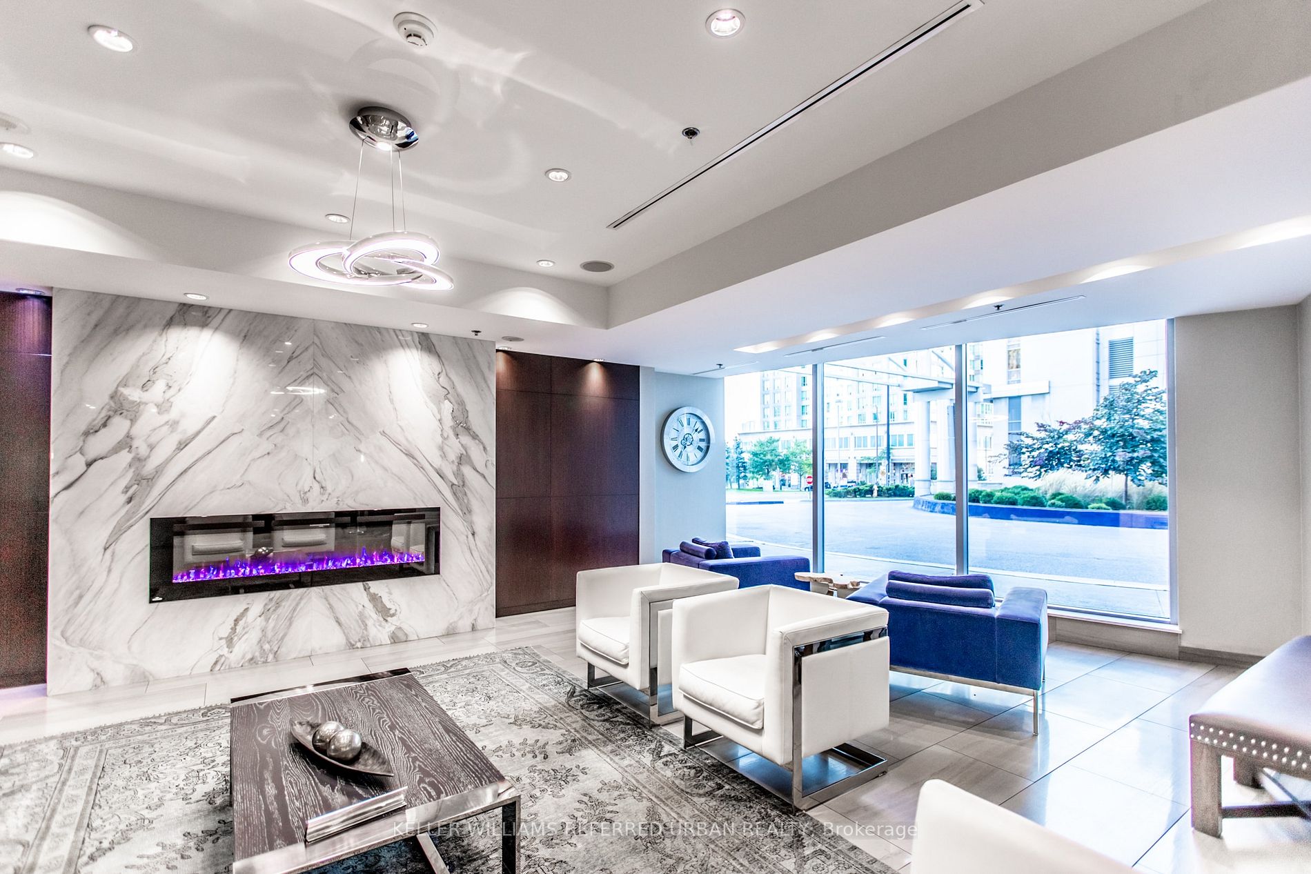 38 Lee Centre Dr N, #2602