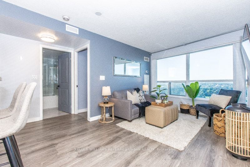 38 Lee Centre Drive N, #2602