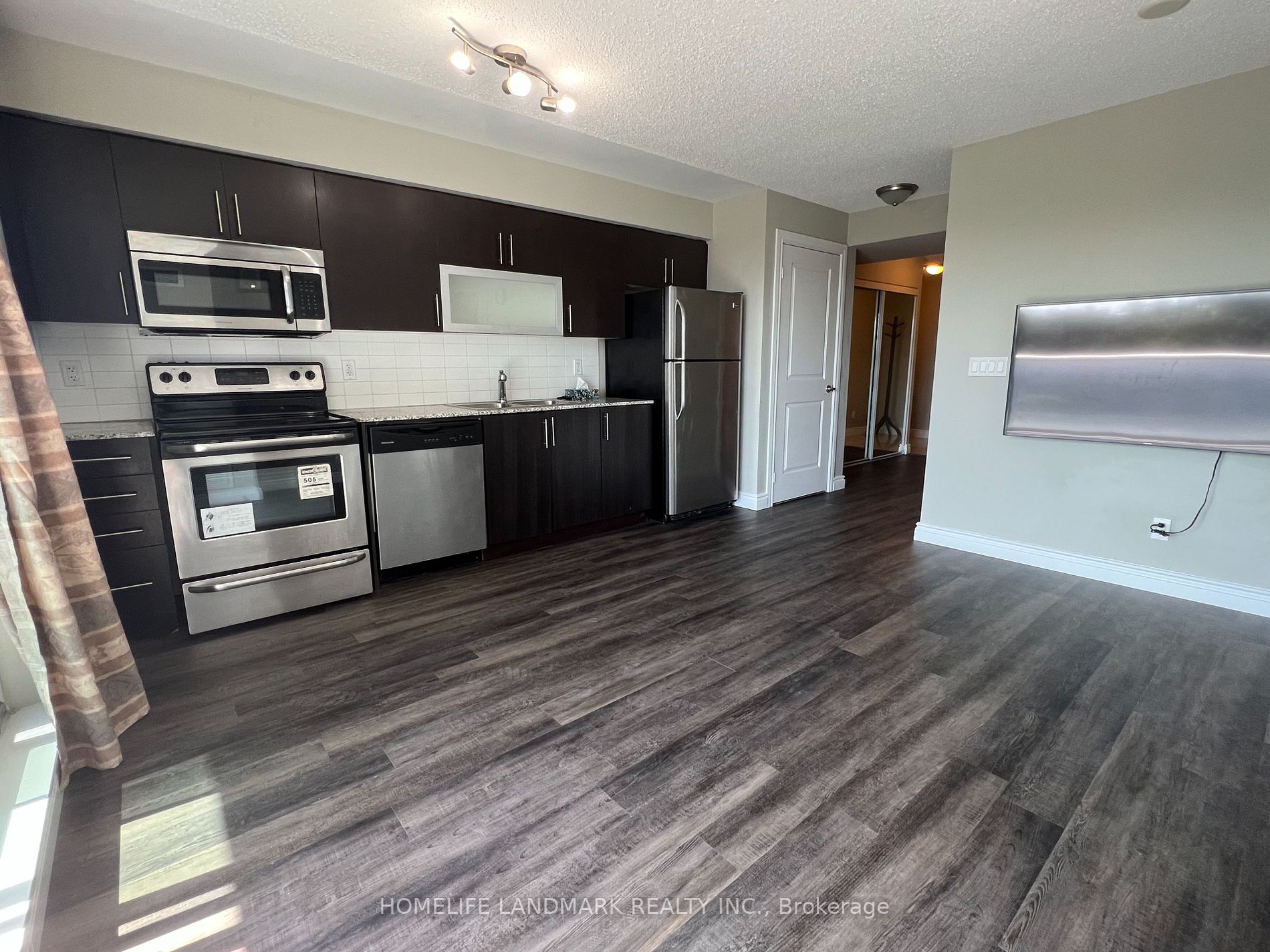 50 Town Centre Crt, #711
