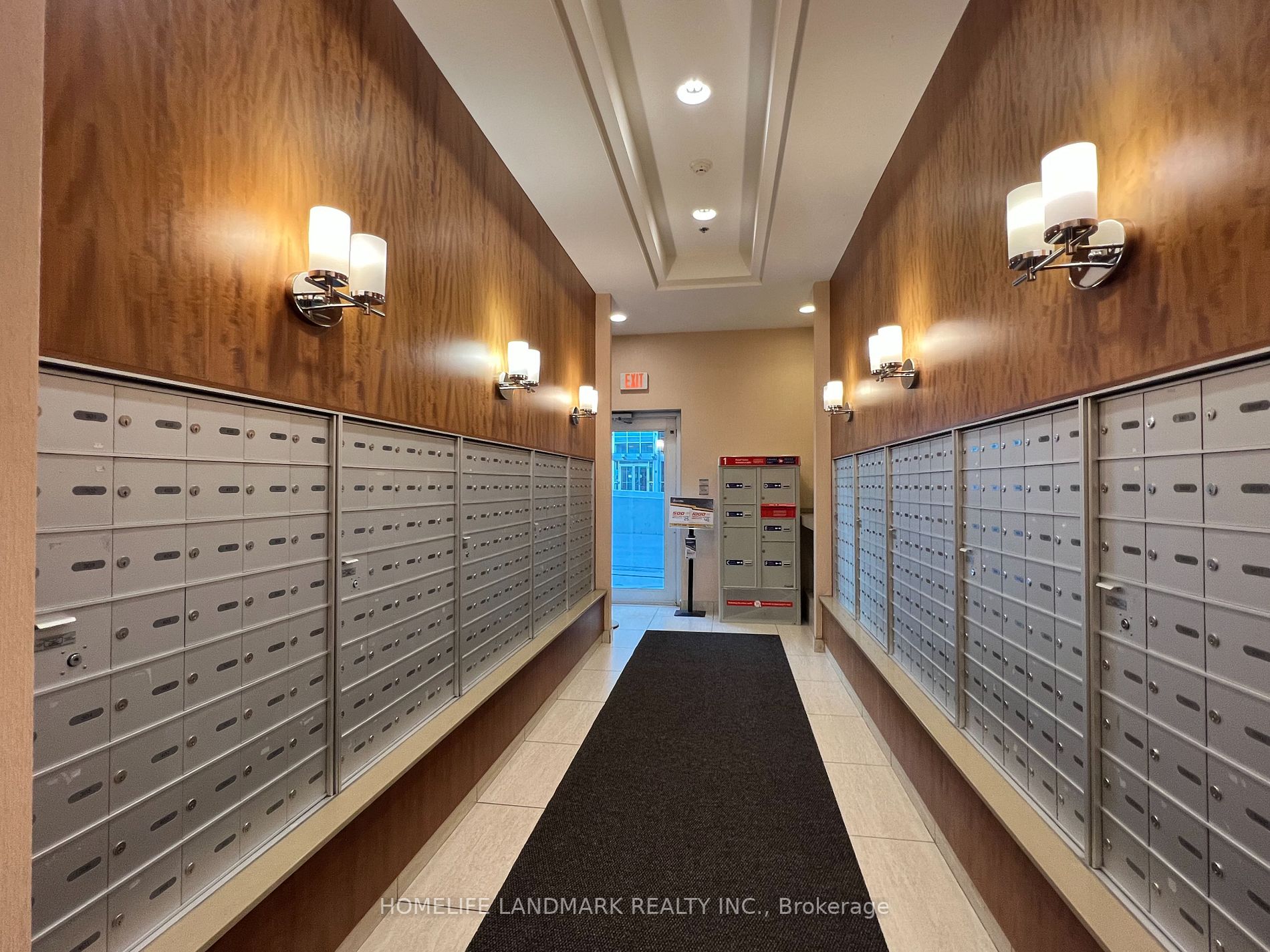 50 Town Centre Crt, #711