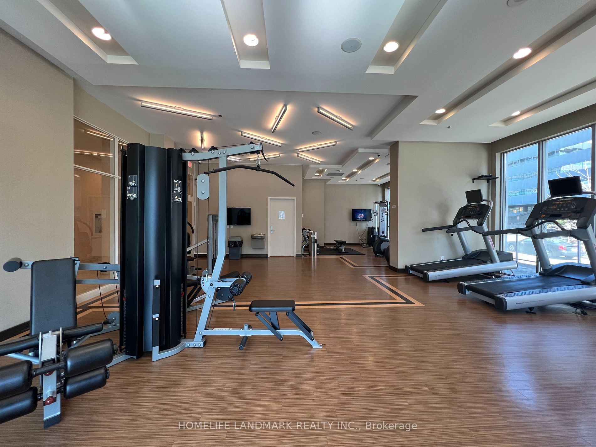 50 Town Centre Crt, #711