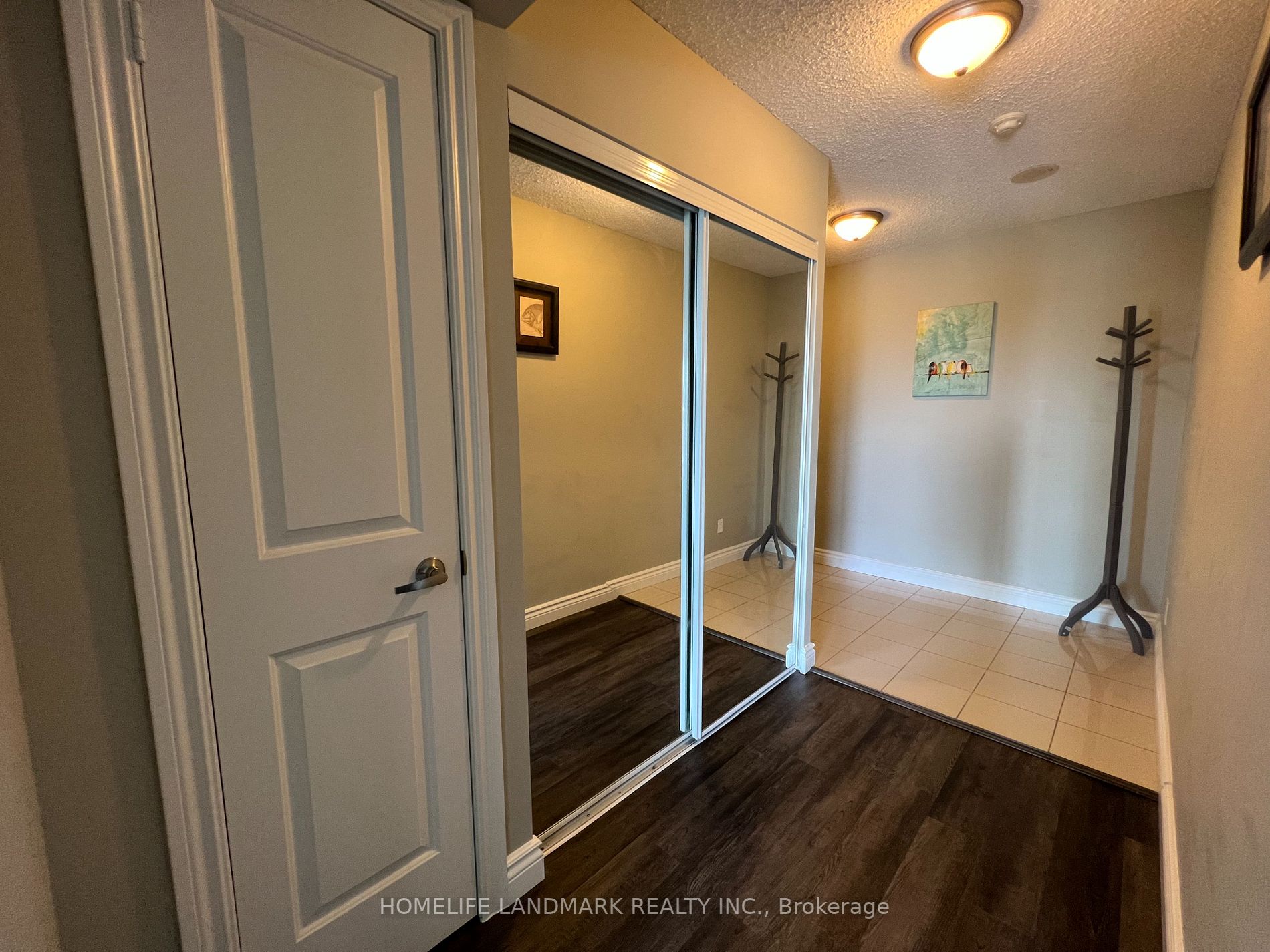 50 Town Centre Crt, #711