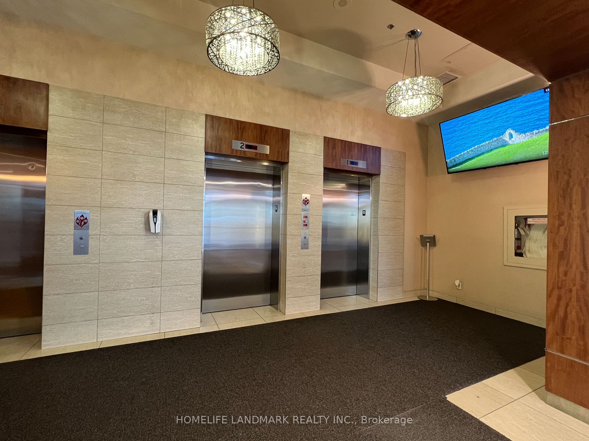 50 Town Centre Crt, #711