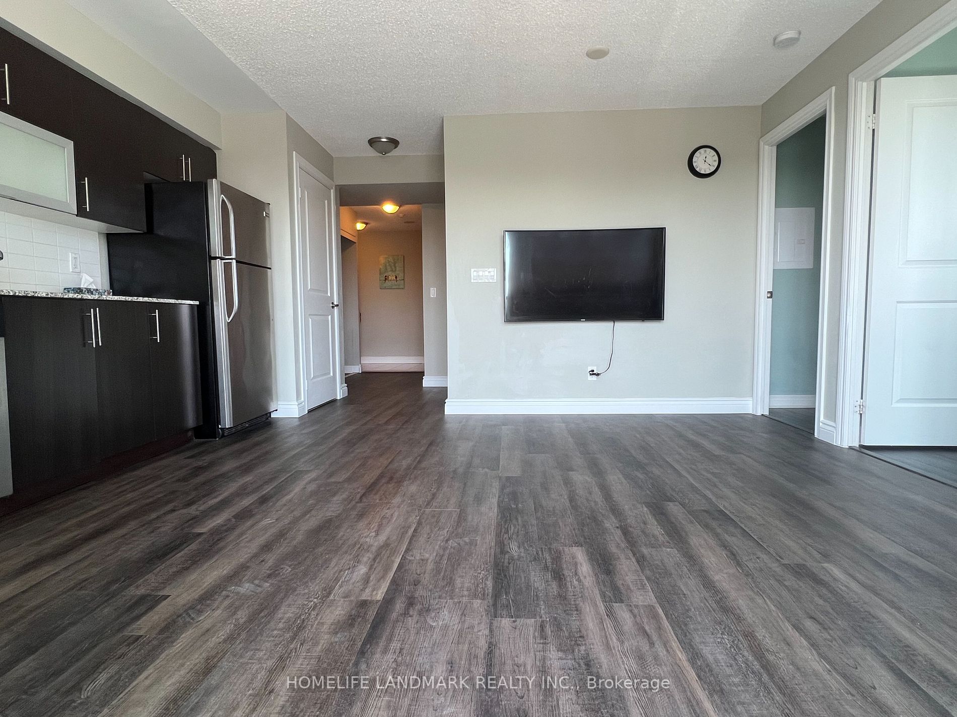 50 Town Centre Crt, #711