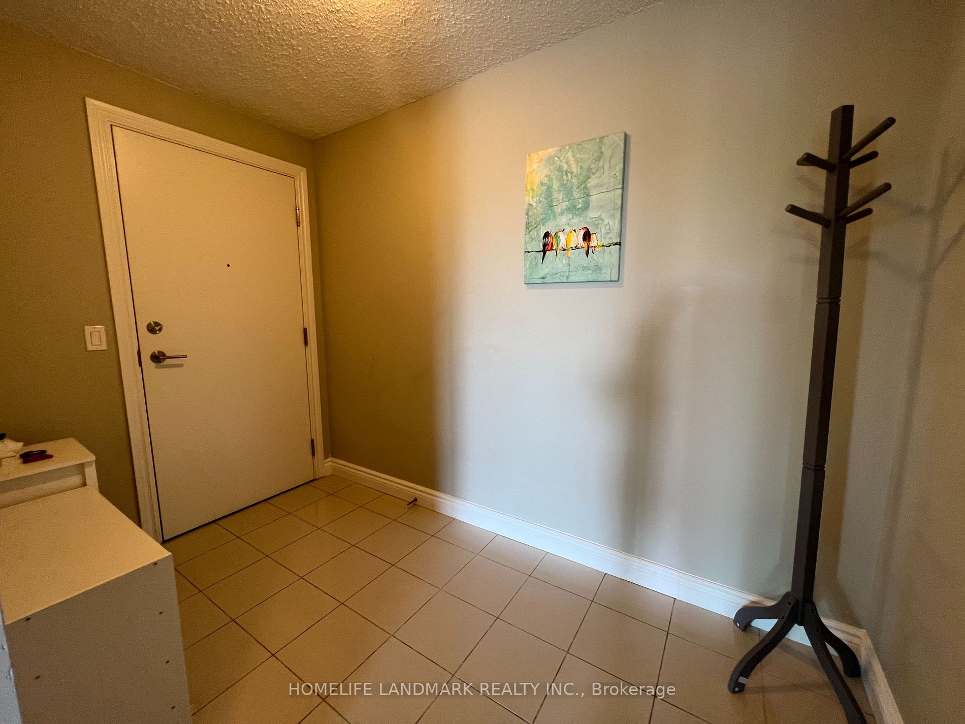 50 Town Centre Crt, #711