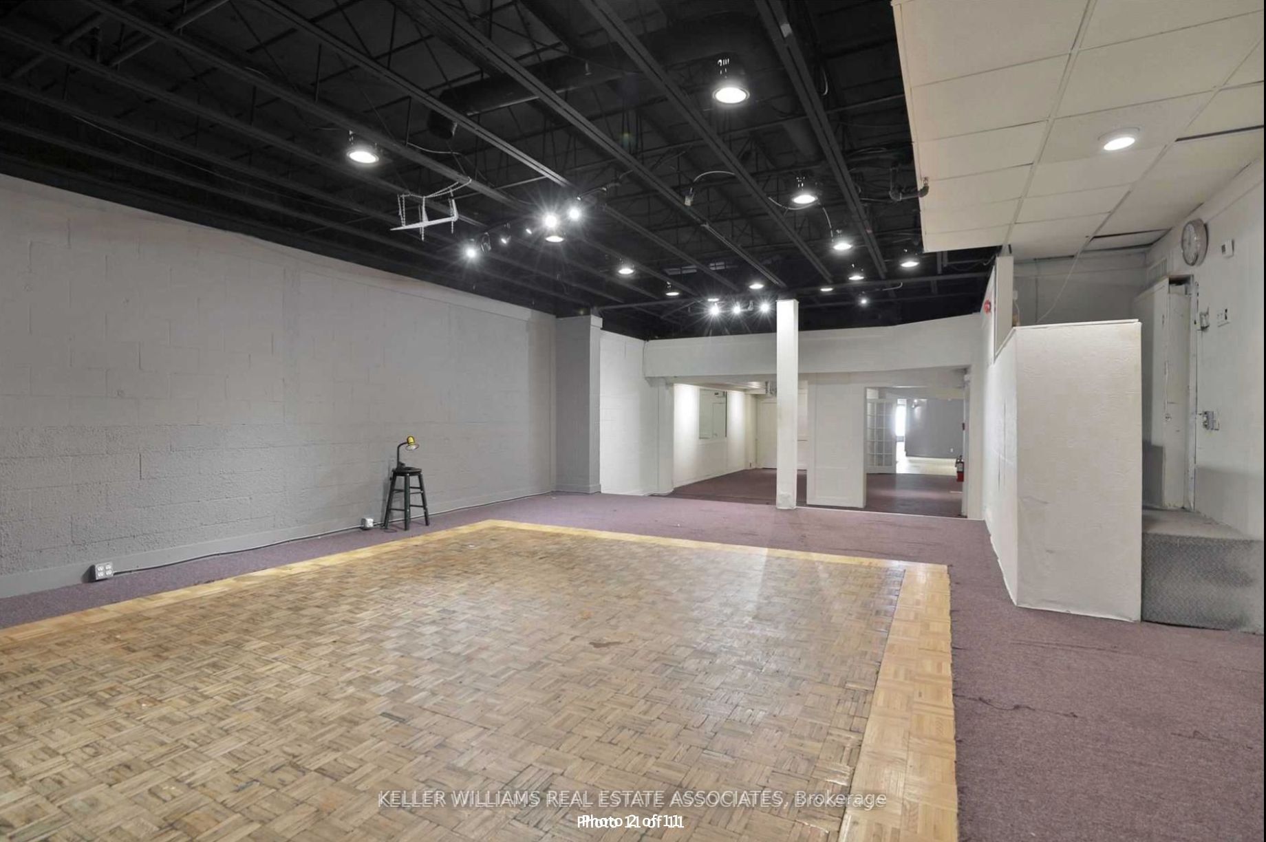 1311 Queen St E
