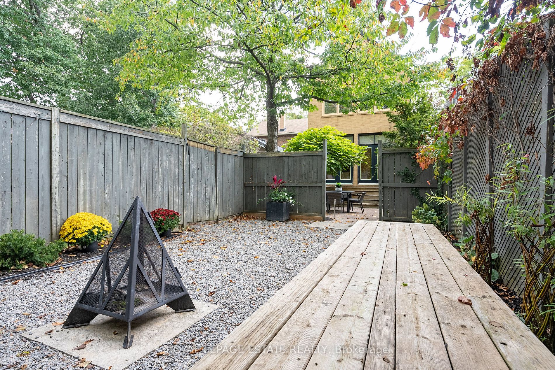 102 Queensbury Avenue