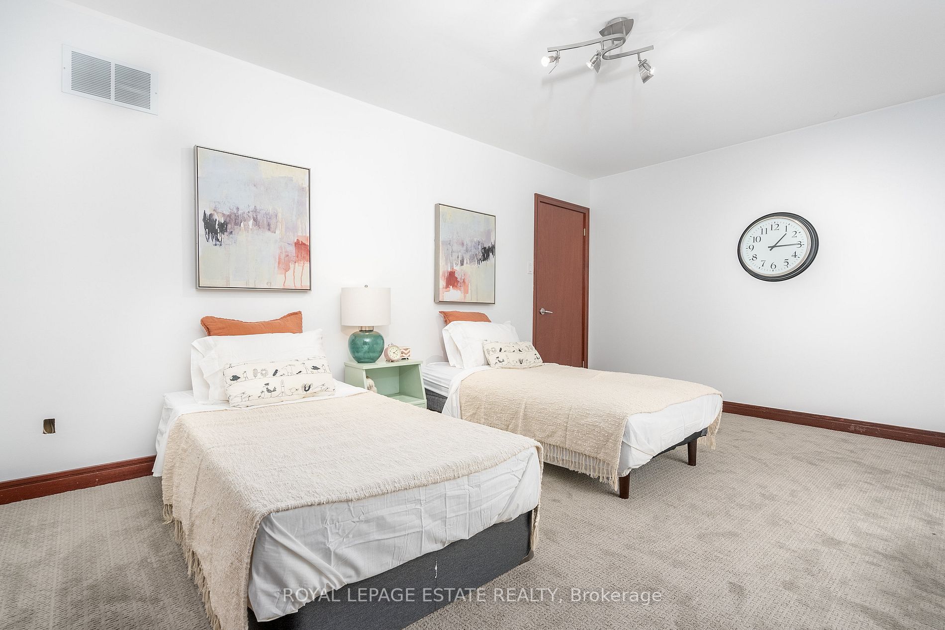102 Queensbury Avenue