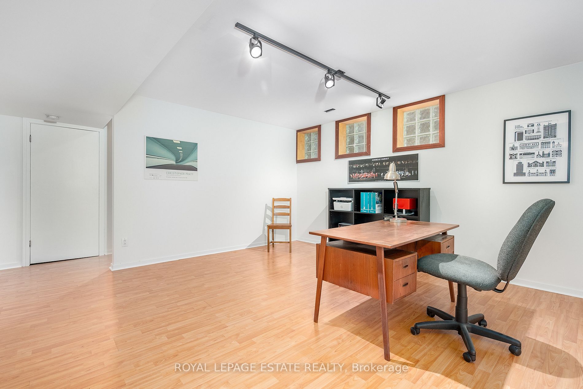 102 Queensbury Avenue