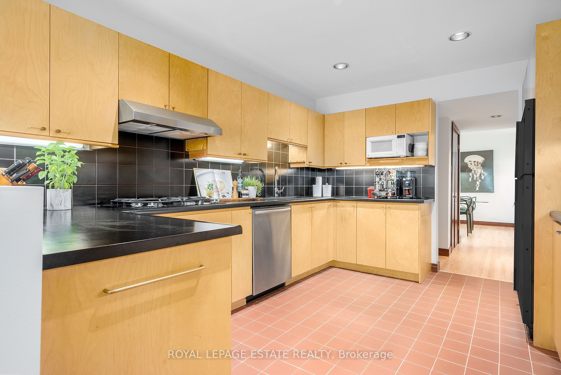102 Queensbury Avenue