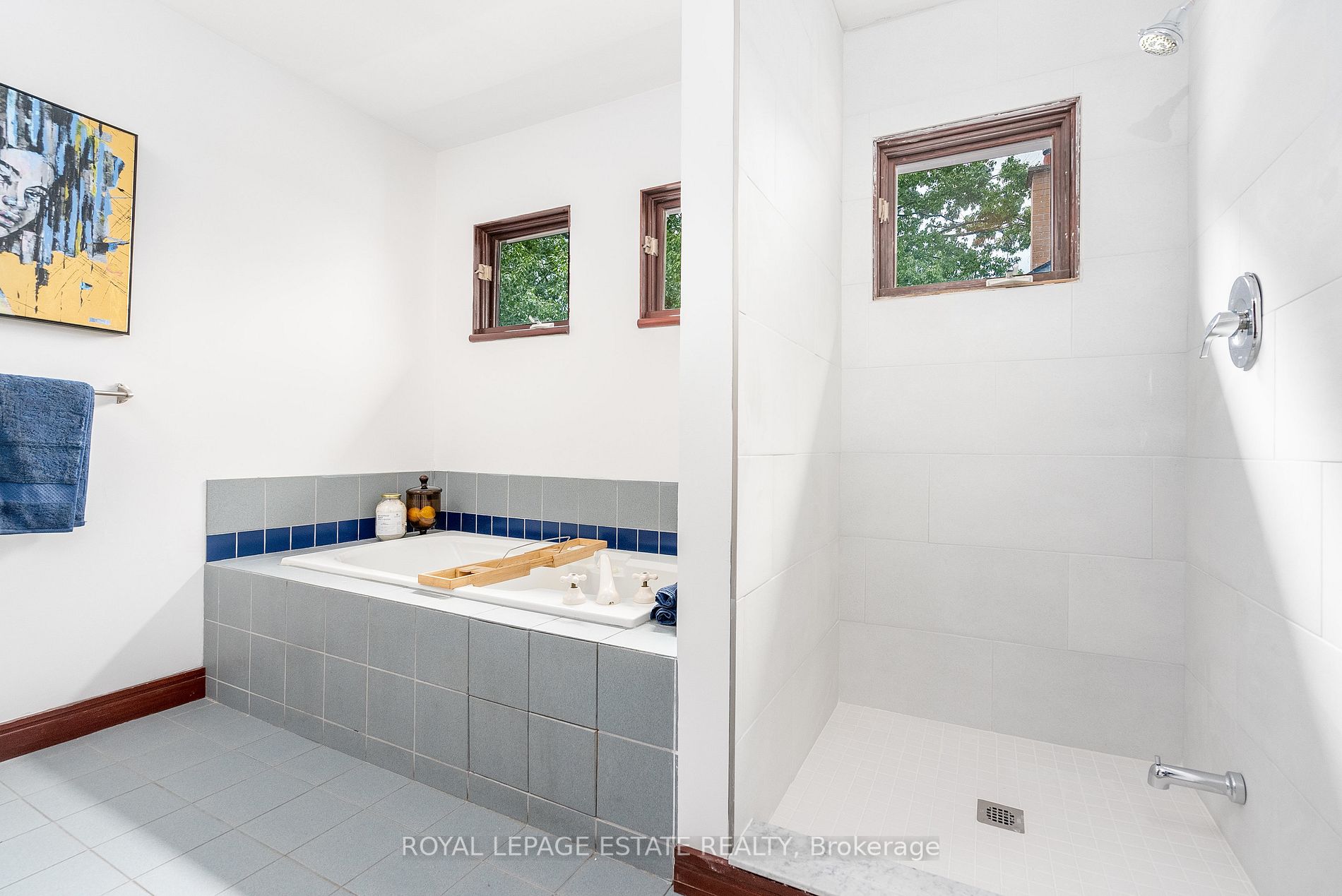 102 Queensbury Avenue