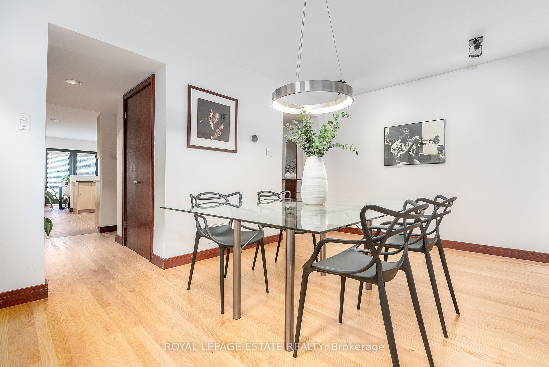 102 Queensbury Avenue