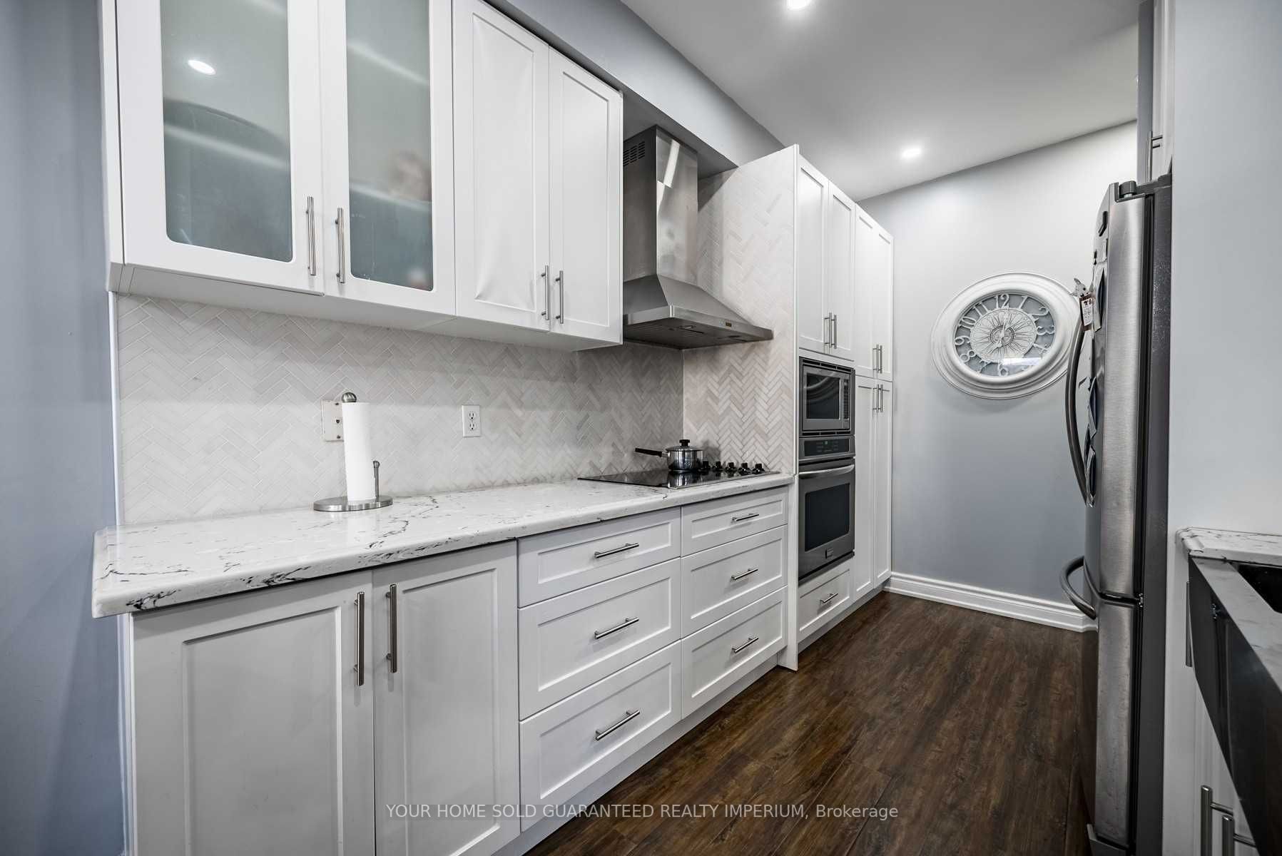 73 Sandford Cres