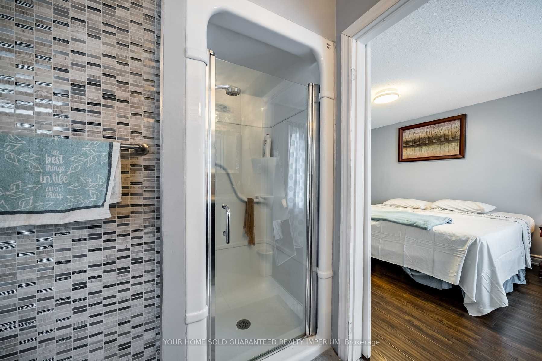 73 Sandford Cres