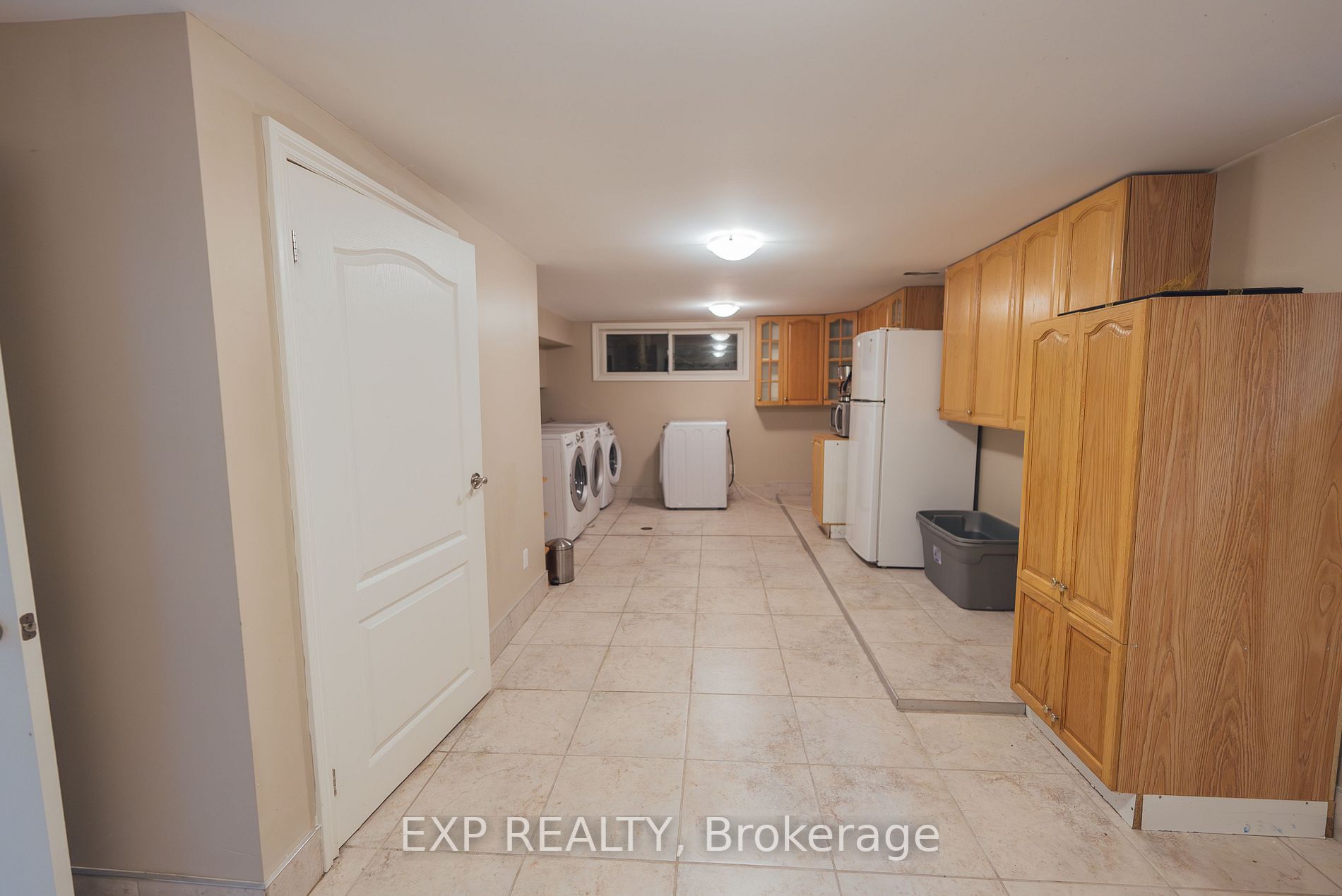 35 Winchester Rd E, #Bsmt