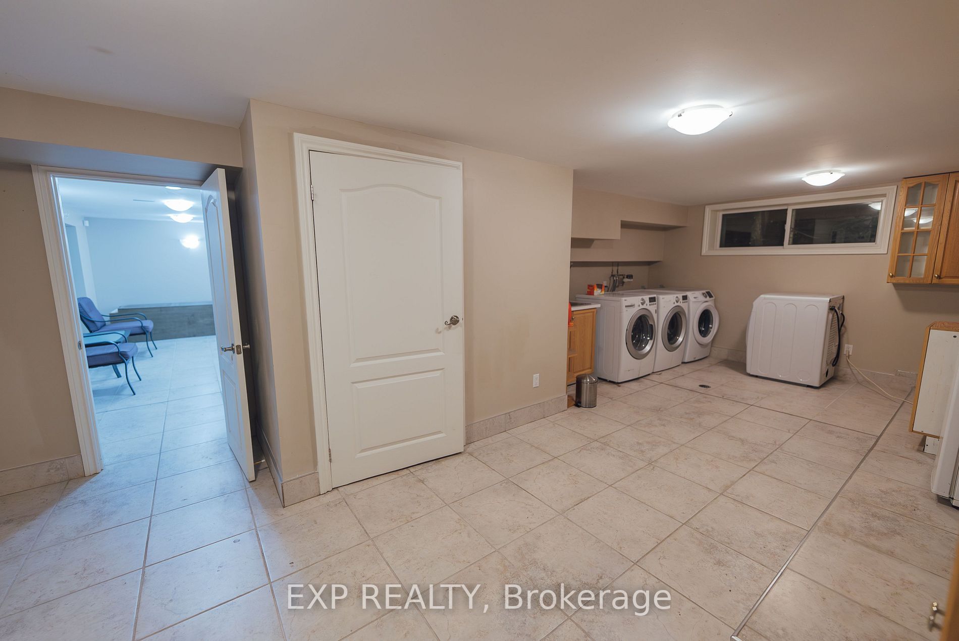 35 Winchester Rd E, #Bsmt
