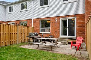10 Bassett Blvd, #20