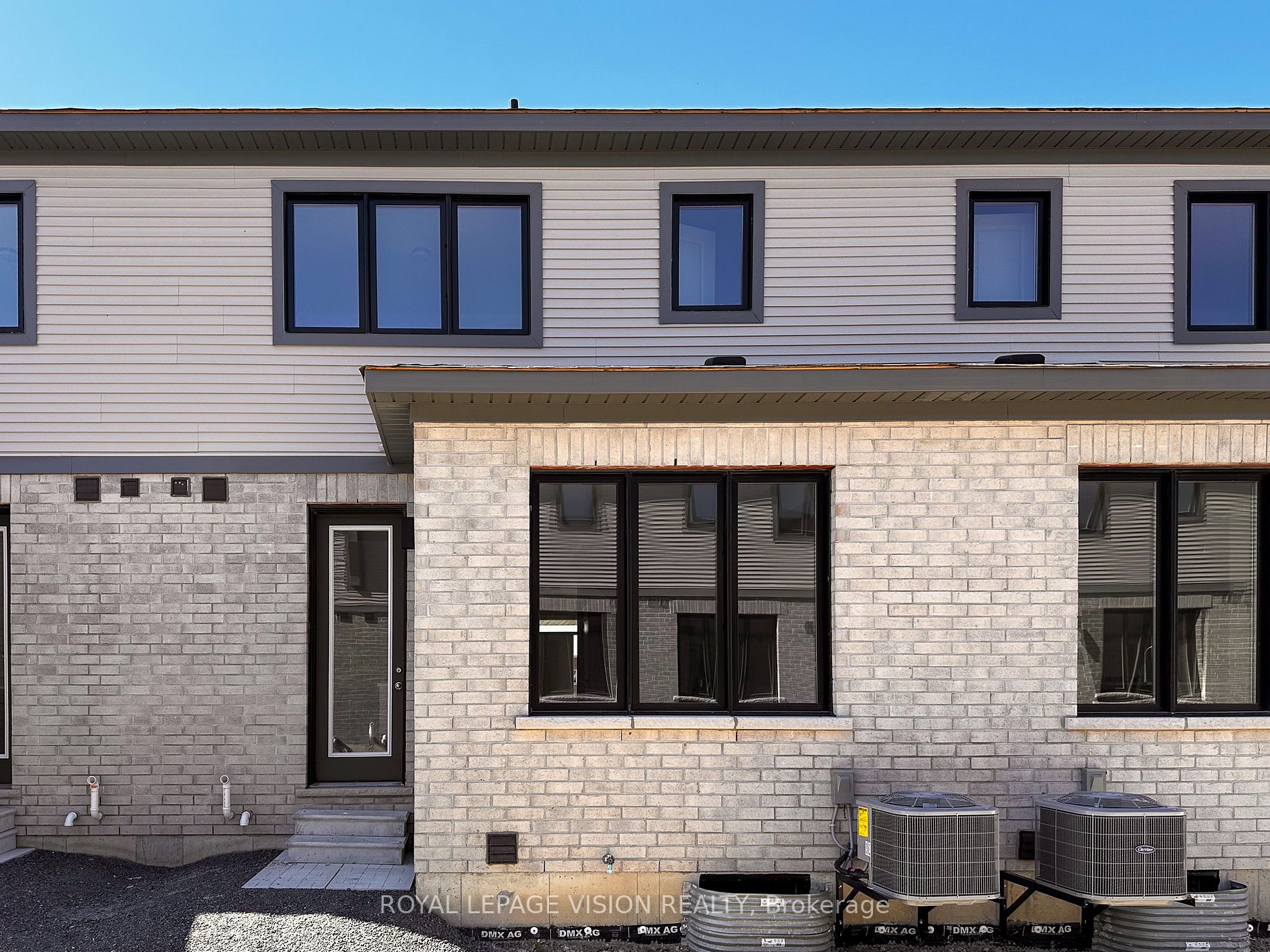 58 Sorbara Way