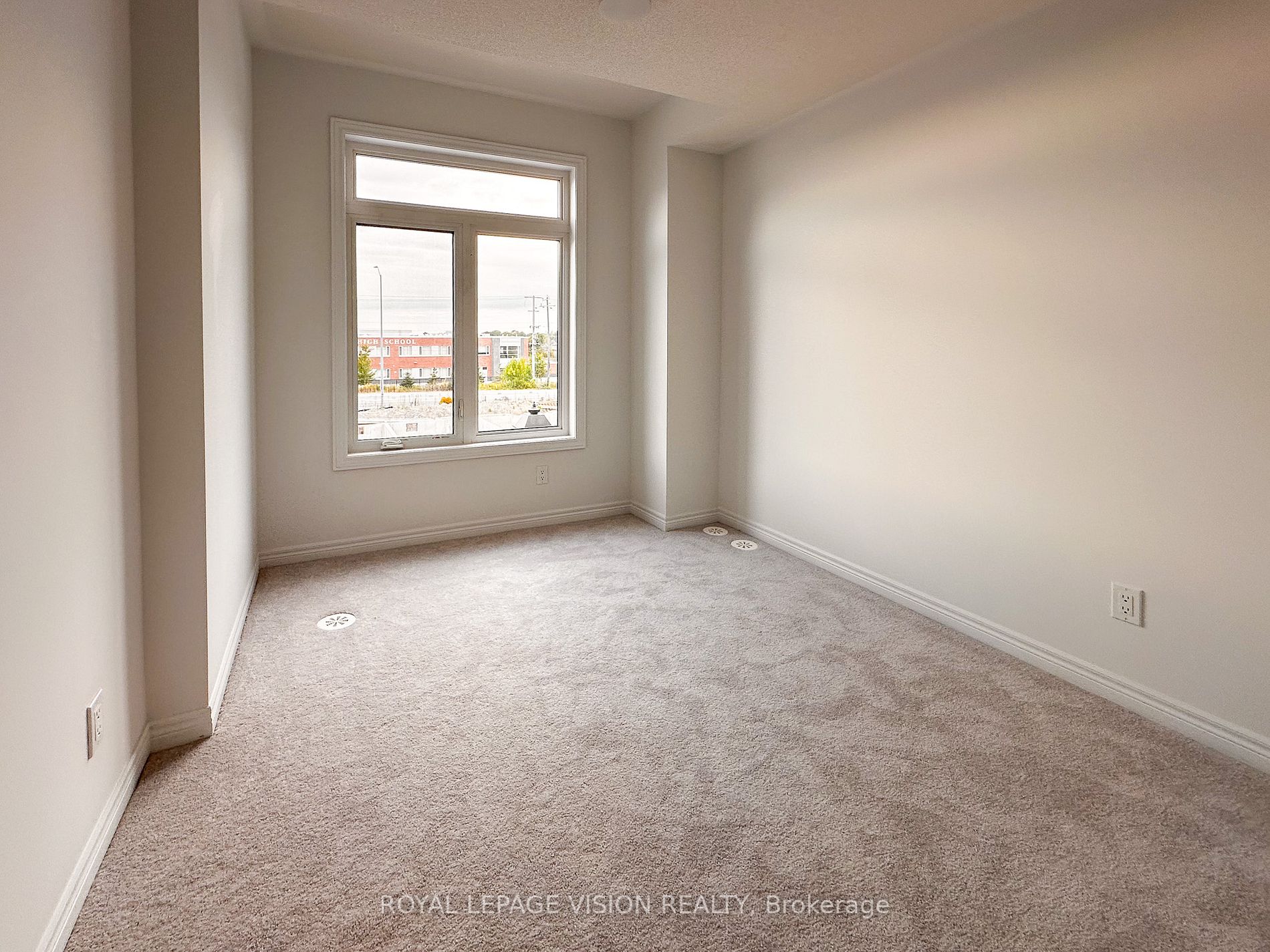 60 Sorbara Way
