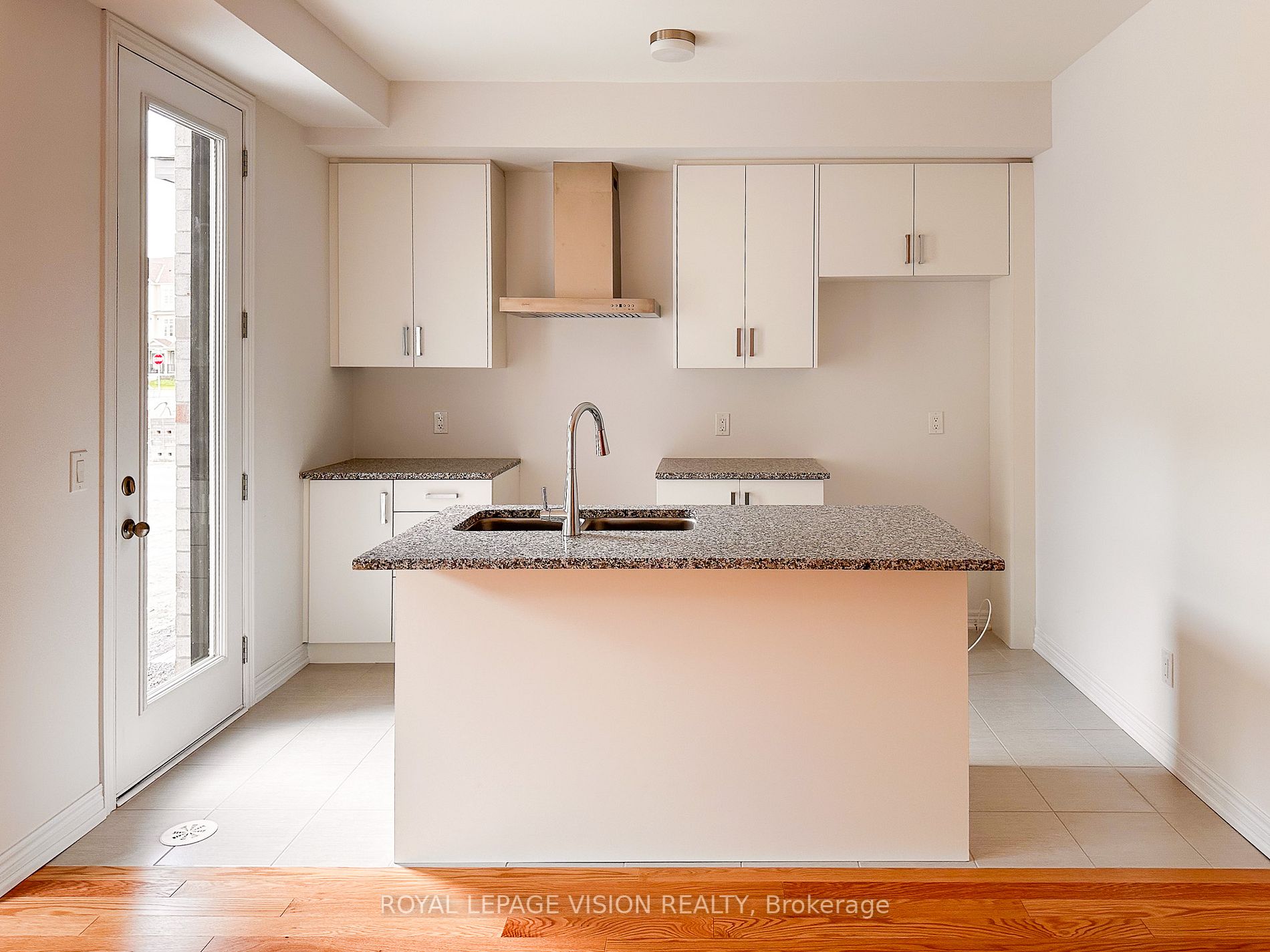 60 Sorbara Way