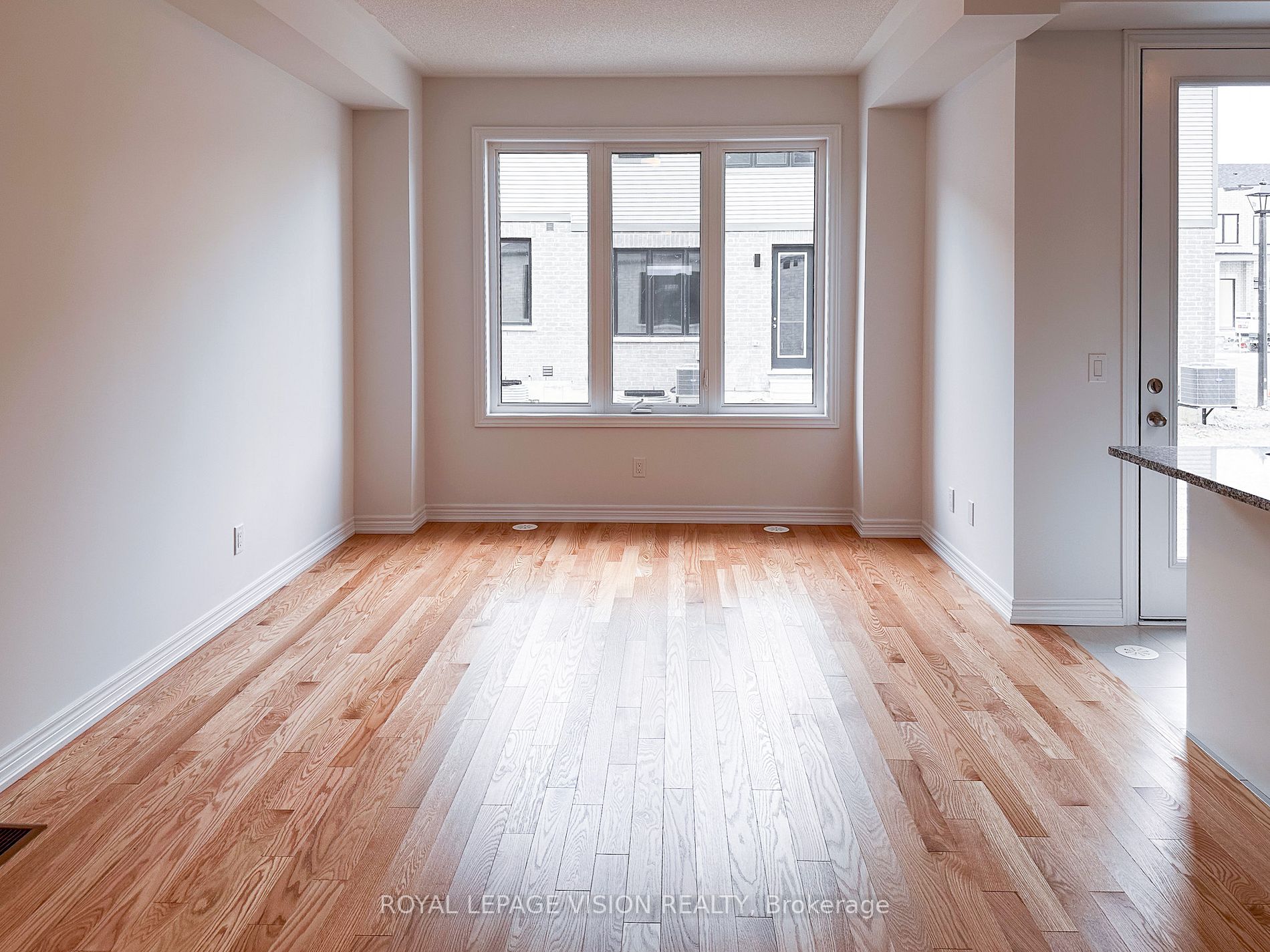 60 Sorbara Way