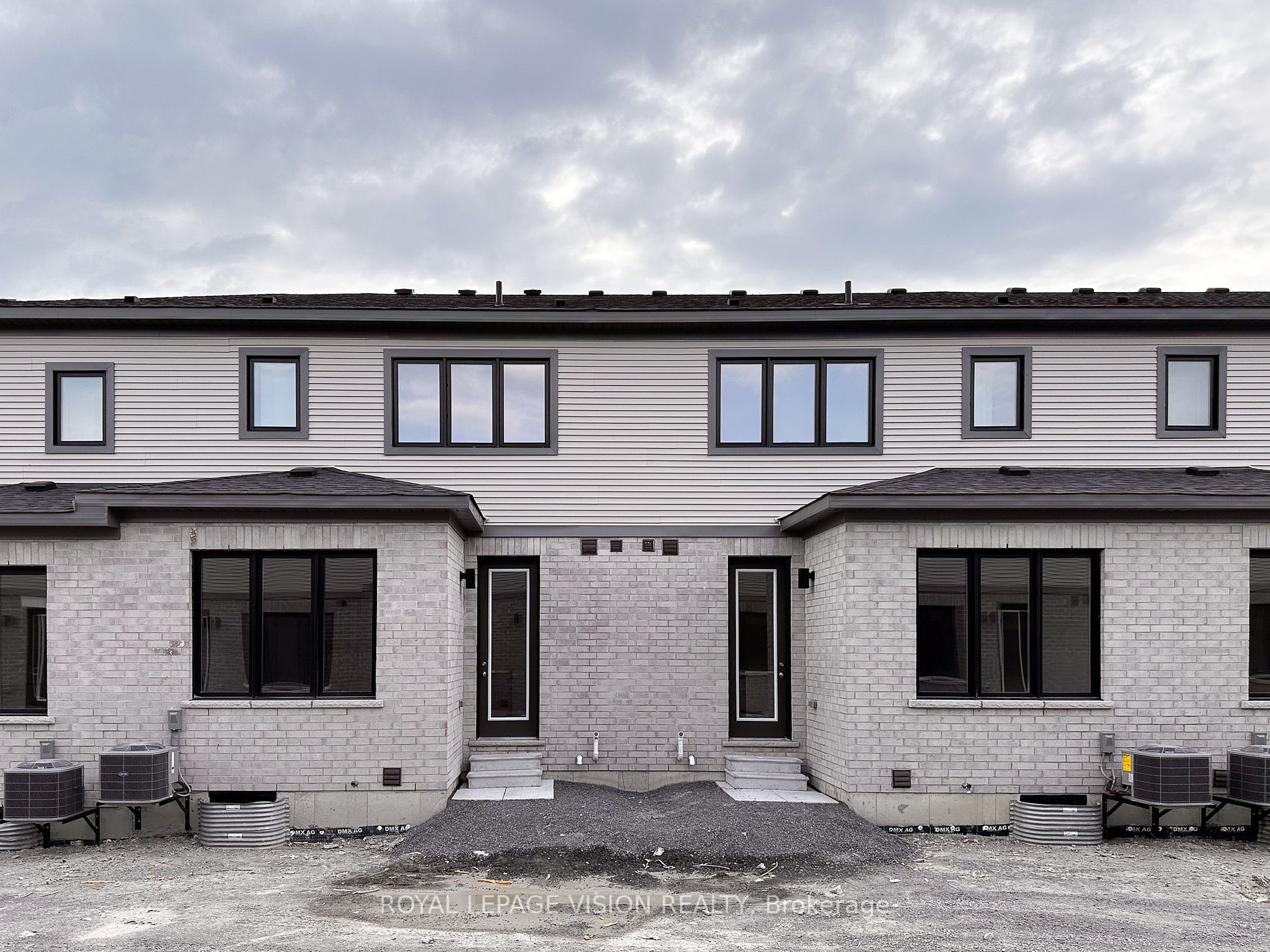 60 Sorbara Way