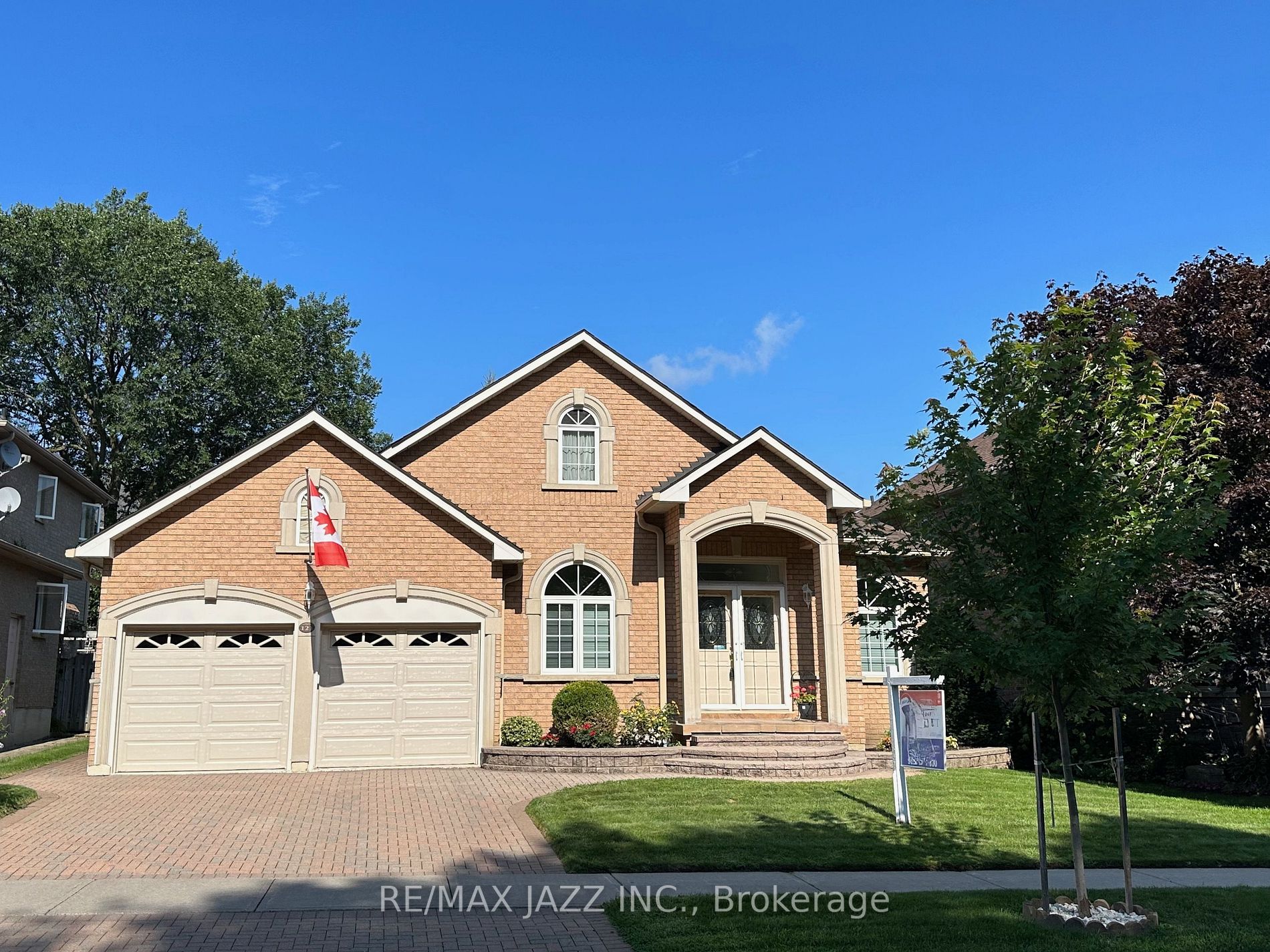 121 Whitburn St