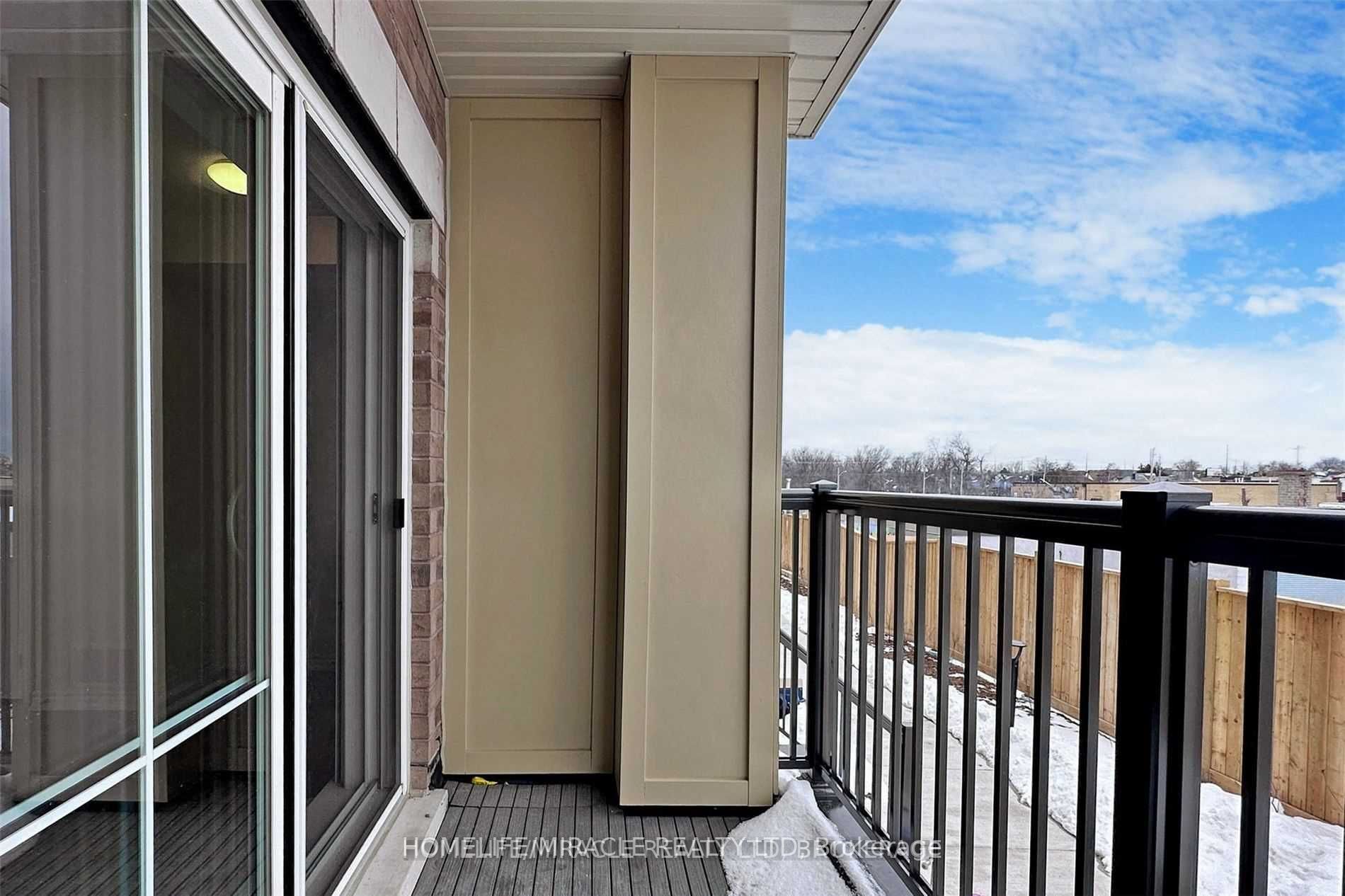 485 Beresford Path, #04
